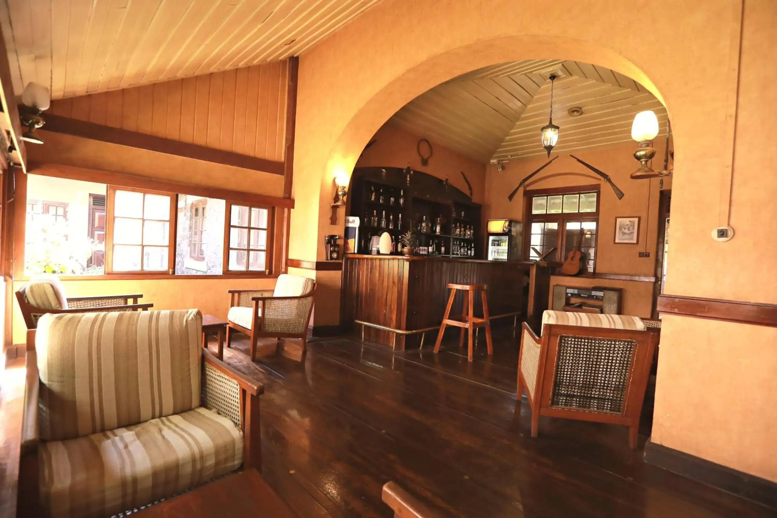 Lounge or bar in Bandarawela Hotel Lounge or bar in Bandarawela Hotel