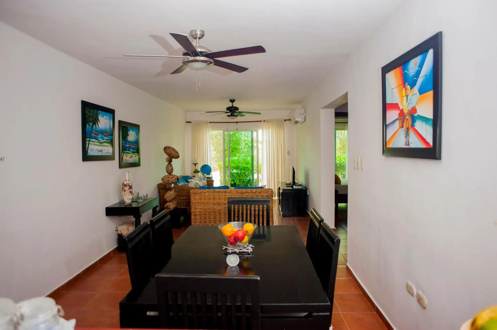 Dining area in Cocotal Bavaro Apartments