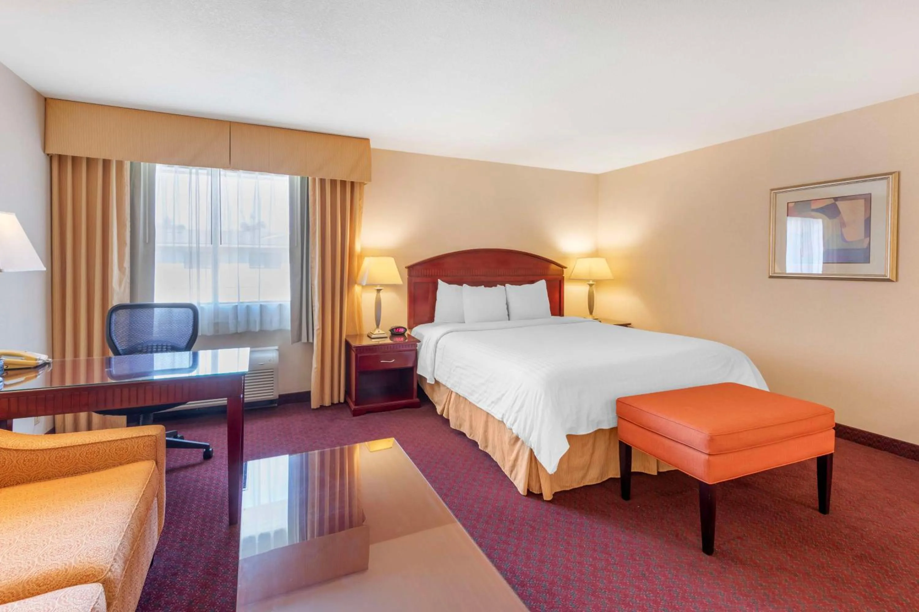 Photo of the whole room, Bed in Best Western Plus West Covina Inn