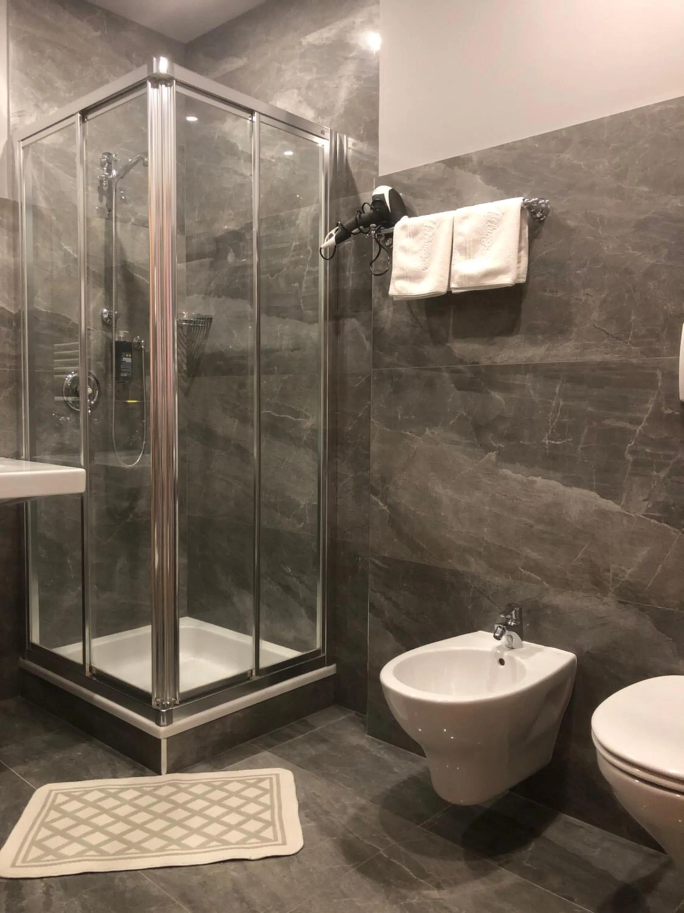 Decorative detail in Hotel Hellweger