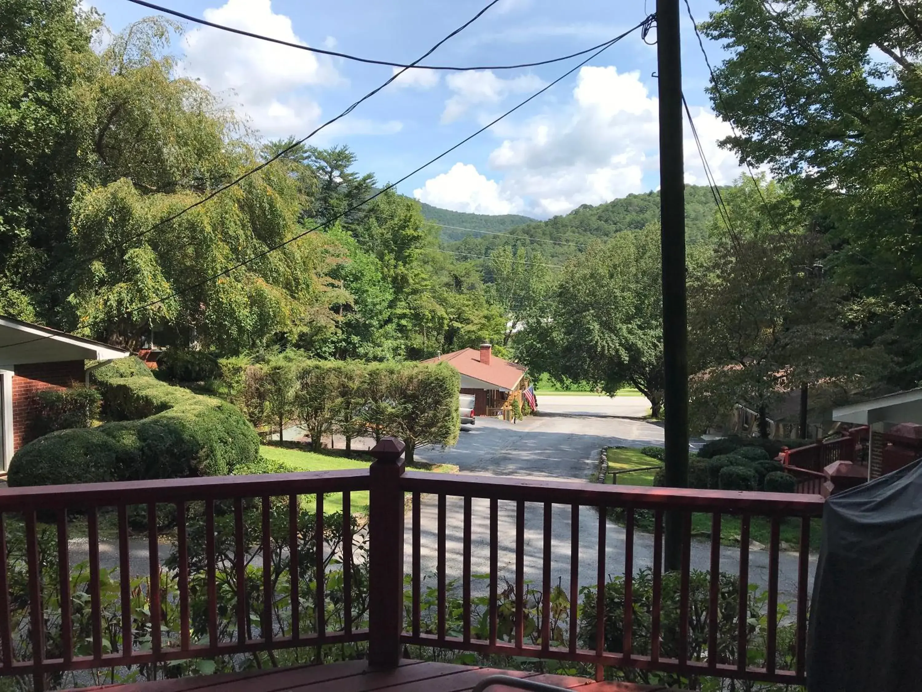 Property building in Mountain Aire Cottages, Inn, & Glamping Property building in Mountain Aire Cottages, Inn, & Glamping
