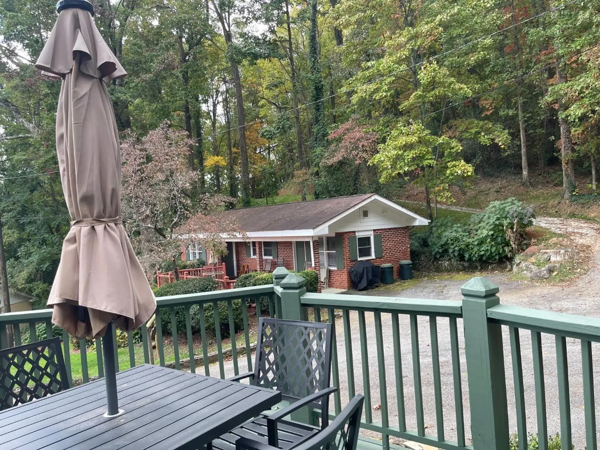 Property building in Mountain Aire Cottages, Inn, & Glamping Property building in Mountain Aire Cottages, Inn, & Glamping