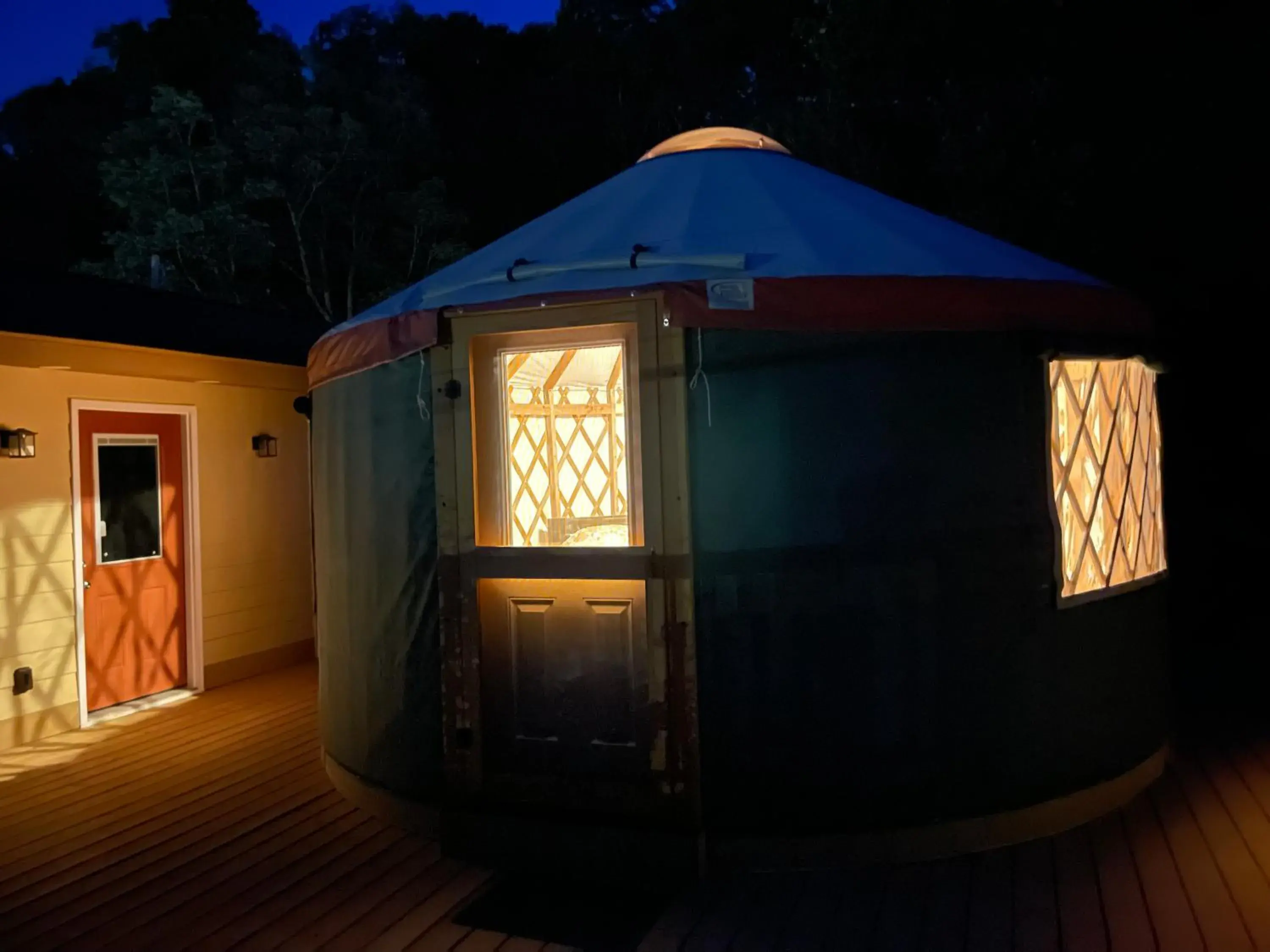 Property building in Mountain Aire Cottages, Inn, & Glamping Property building in Mountain Aire Cottages, Inn, & Glamping