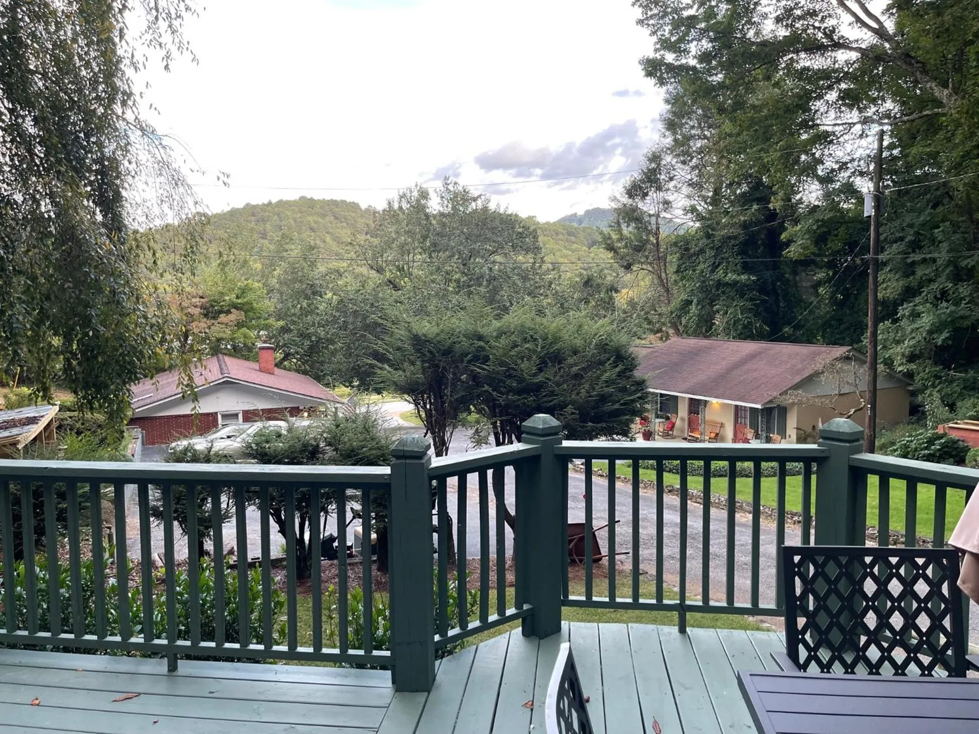Day in Mountain Aire Cottages, Inn, & Glamping