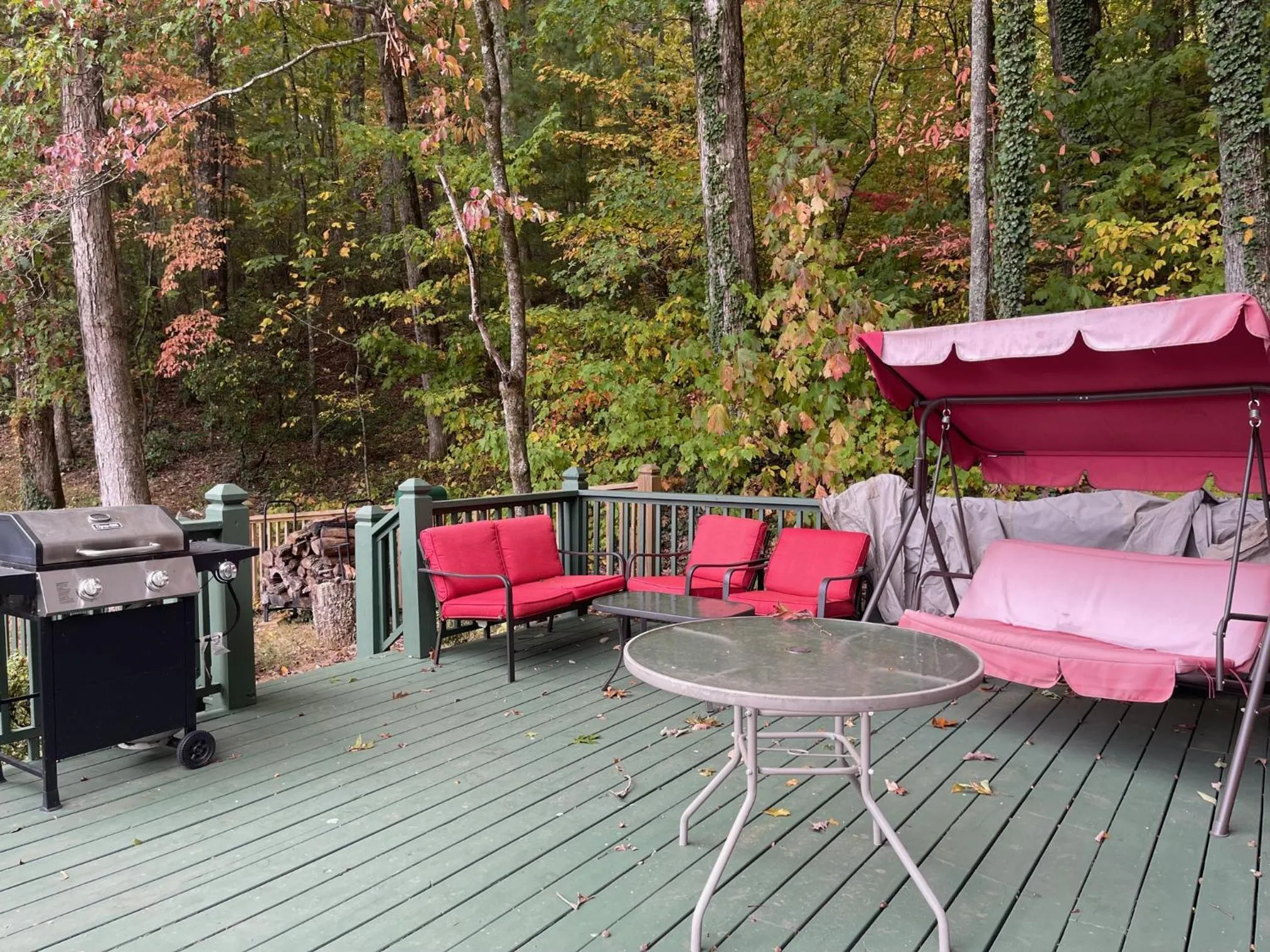 Day in Mountain Aire Cottages, Inn, & Glamping