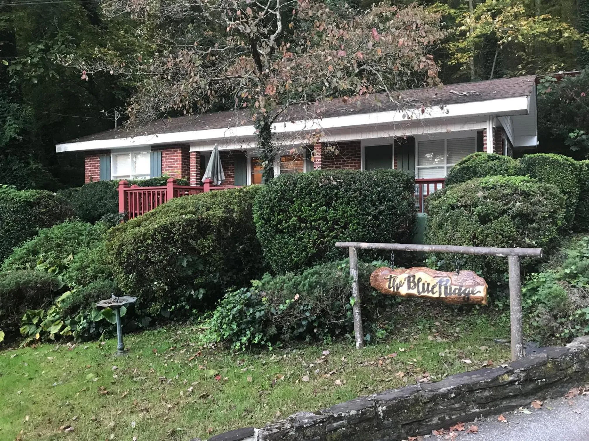 Property building in Mountain Aire Cottages, Inn, & Glamping