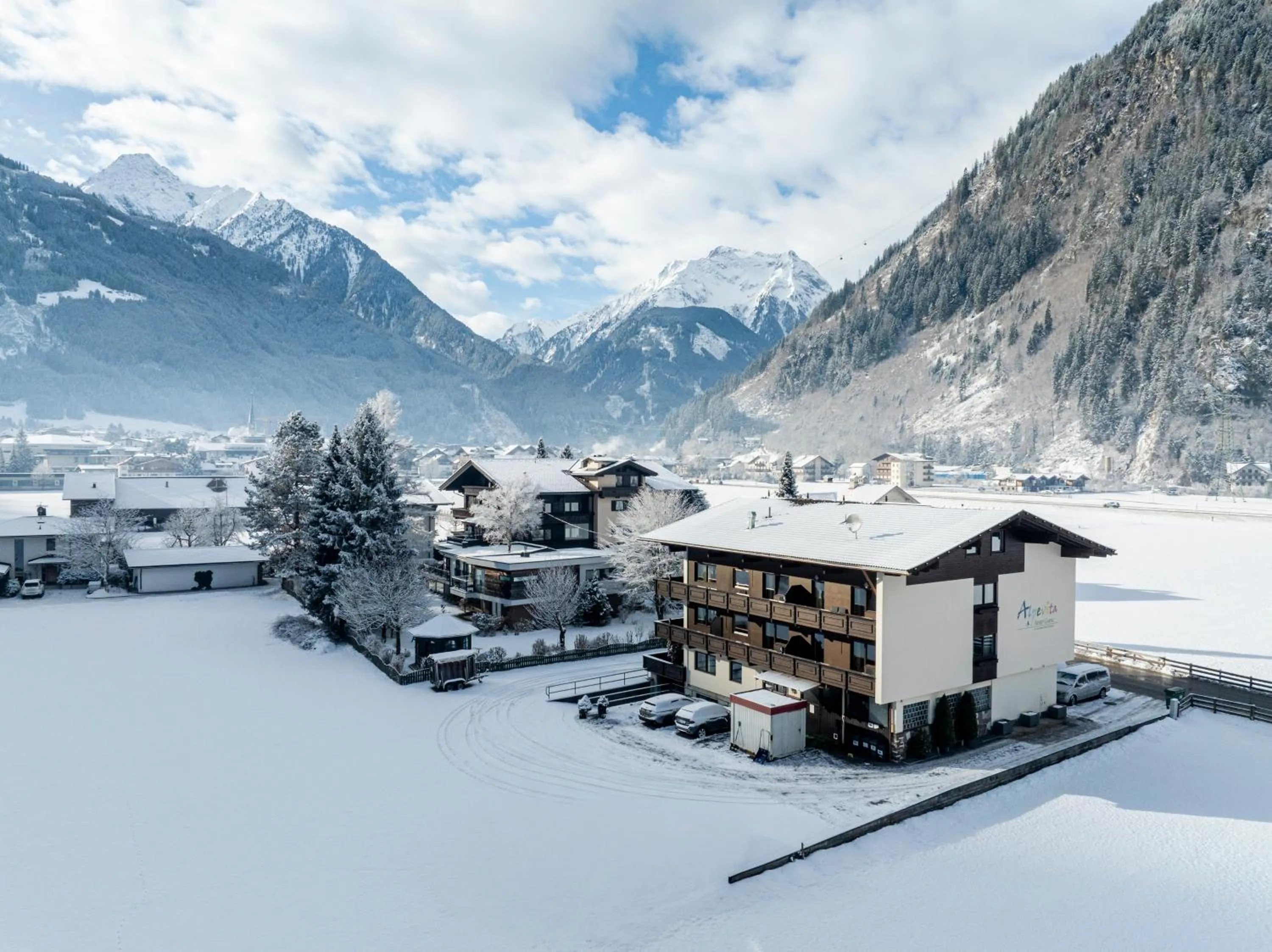 Property building in Apart-Garni Alpevita