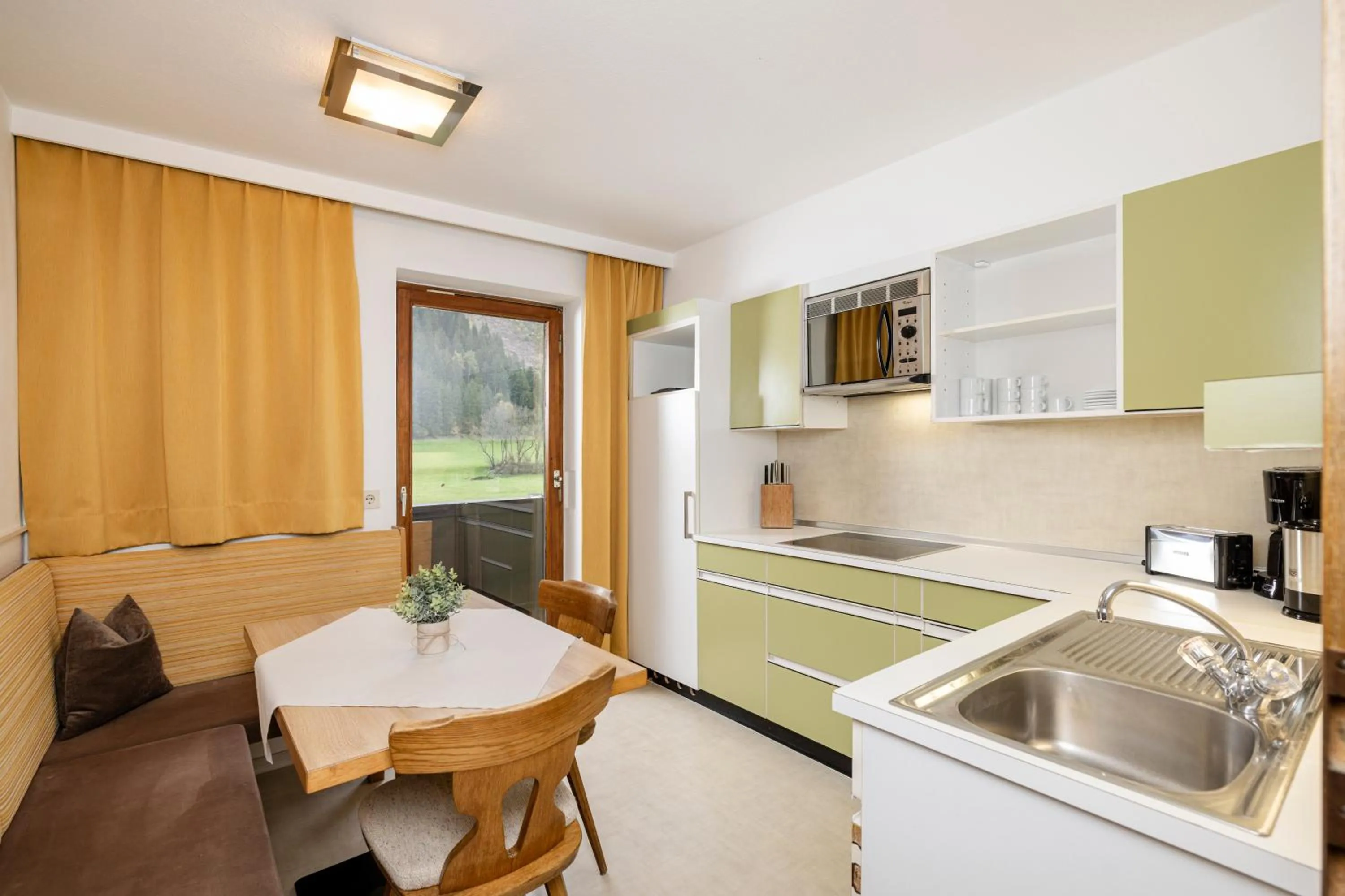 kitchen in Apart-Garni Alpevita