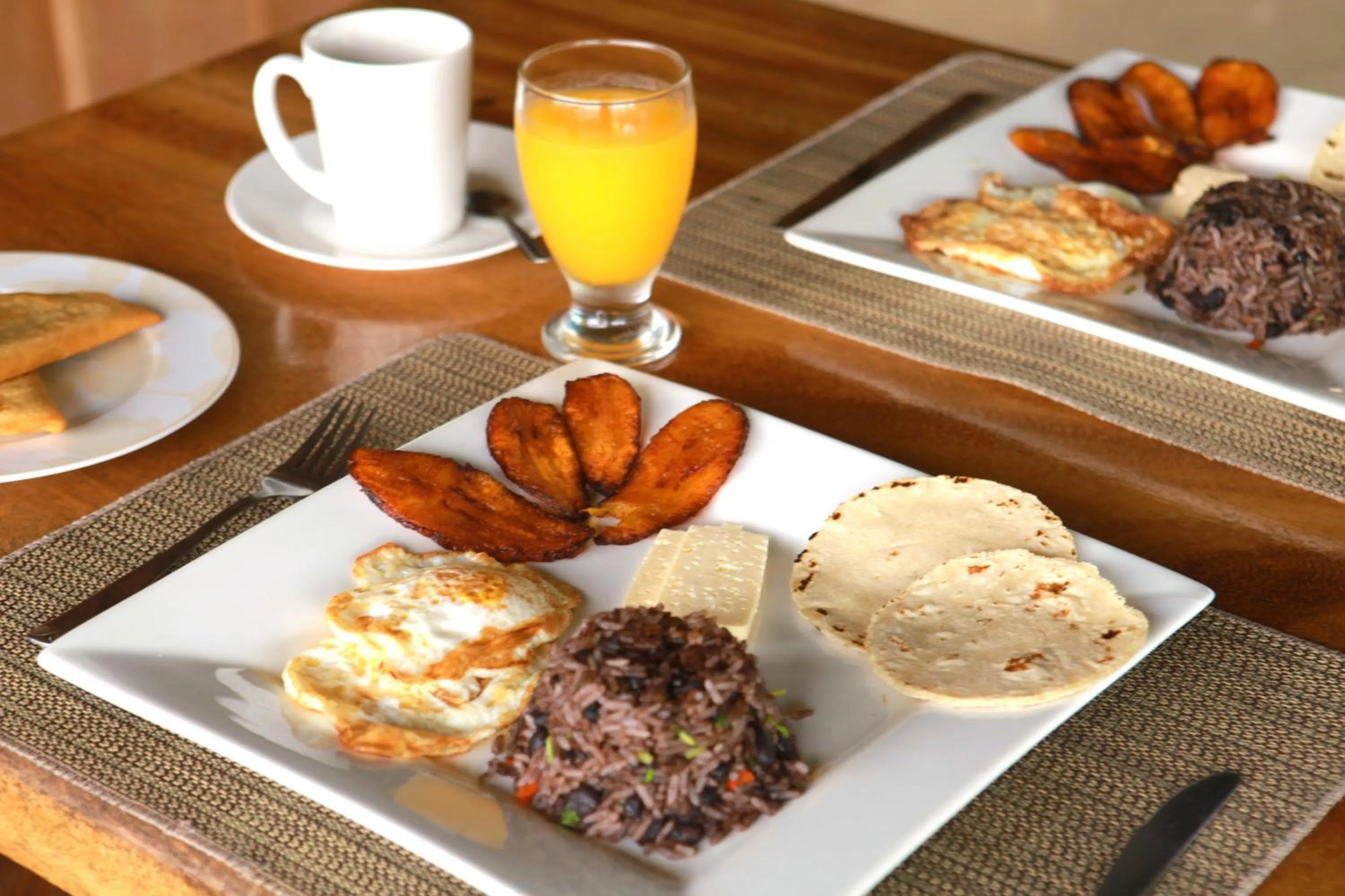 Breakfast in Santa Juana Lodge & Nature Reserve