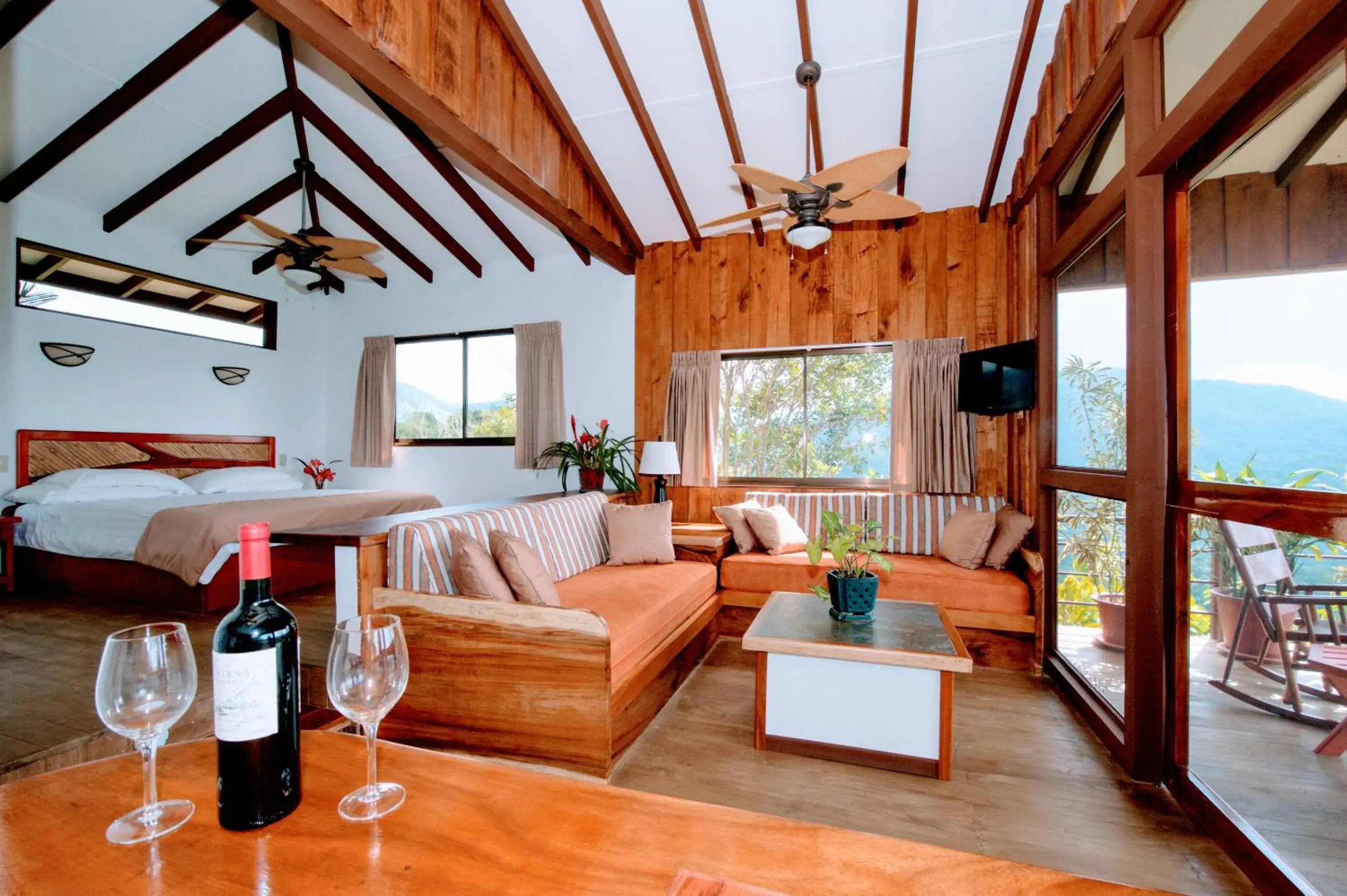 Casita Deluxe in Santa Juana Lodge & Nature Reserve Casita Deluxe in Santa Juana Lodge & Nature Reserve