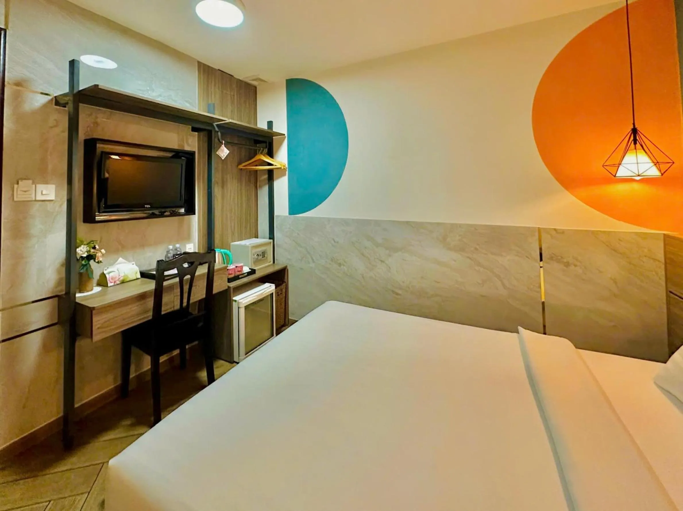 Bed in Sunrise Central Hotel