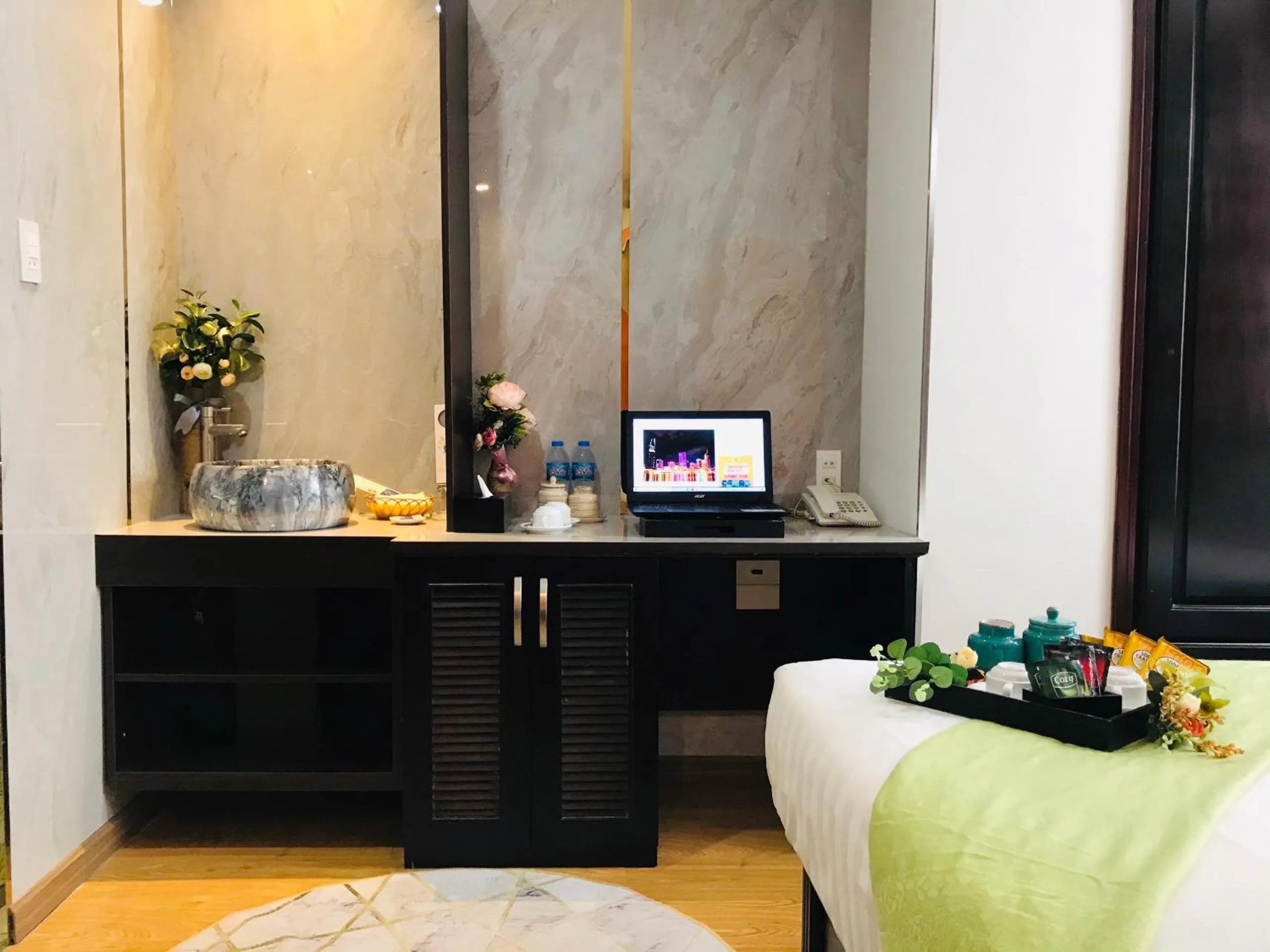 Bed in Sunrise Central Hotel