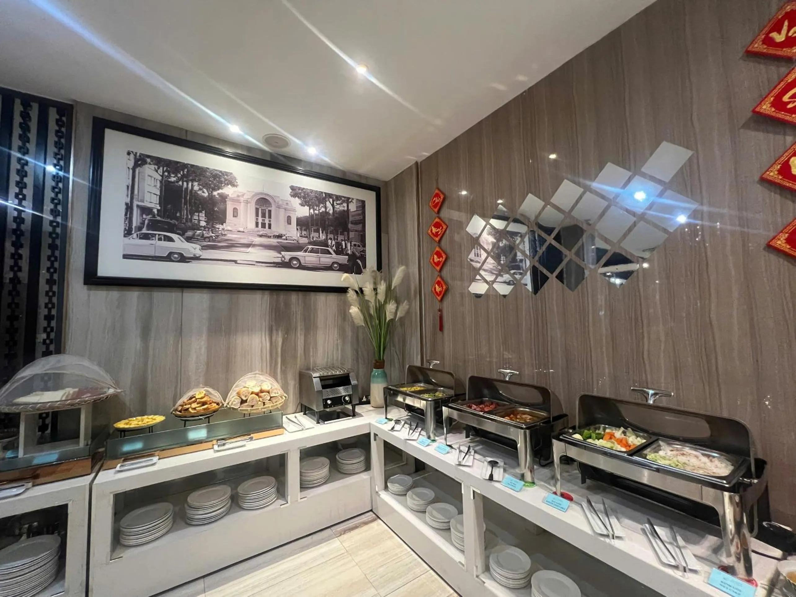 Sunrise Central Hotel