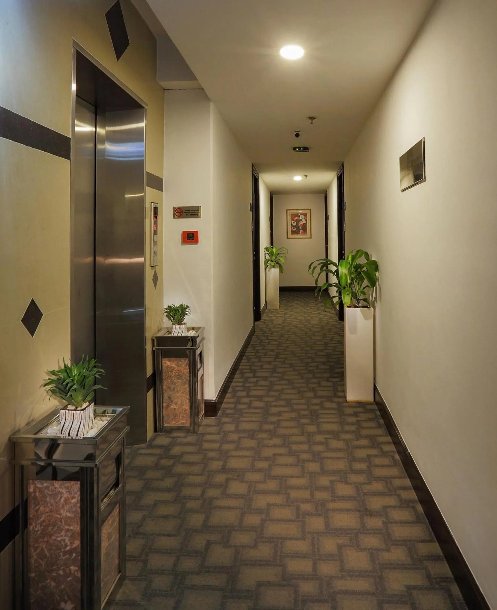 Sunrise Central Hotel