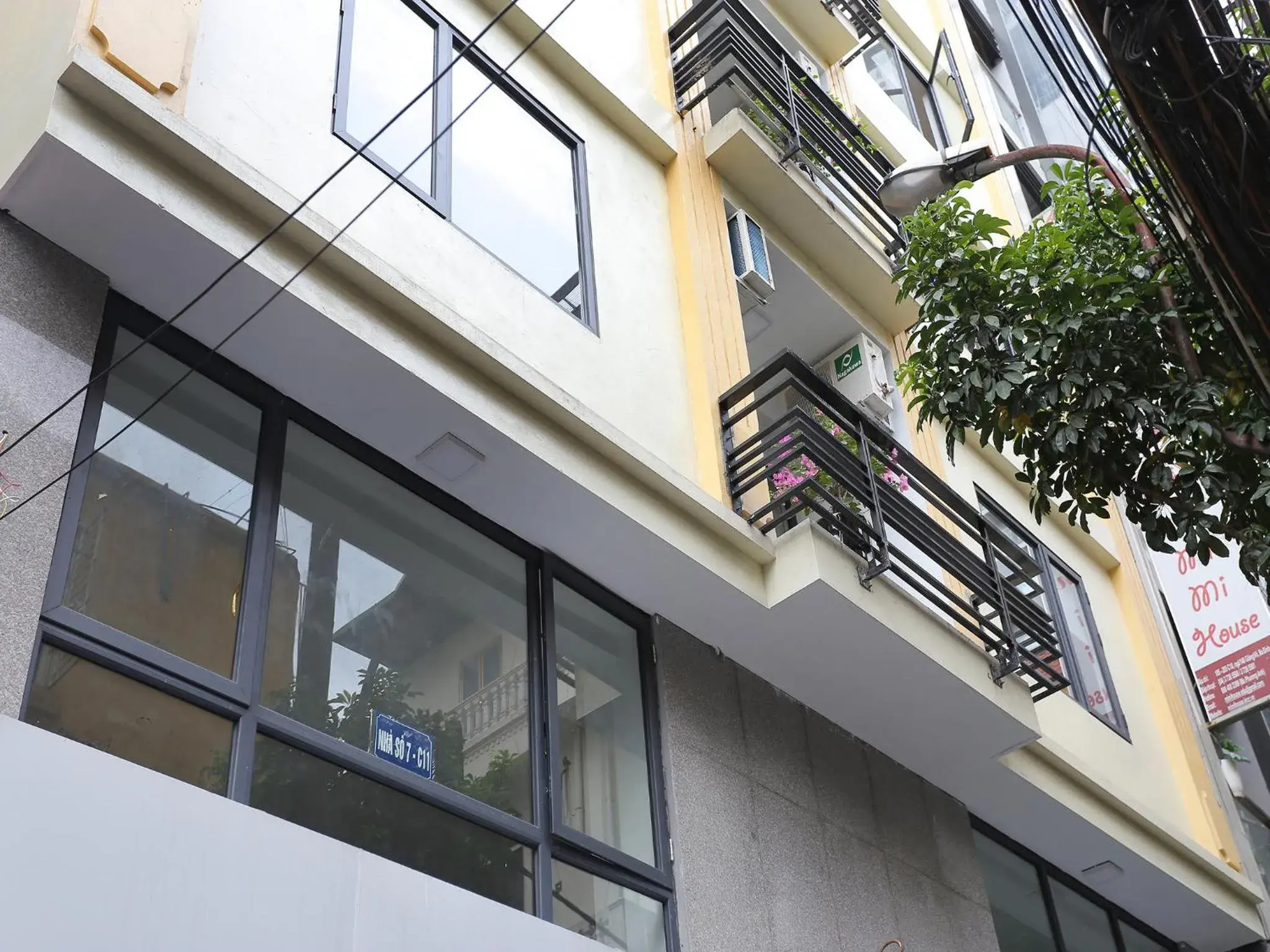 Property building in NYT Home Giang Vo Property building in NYT Home Giang Vo