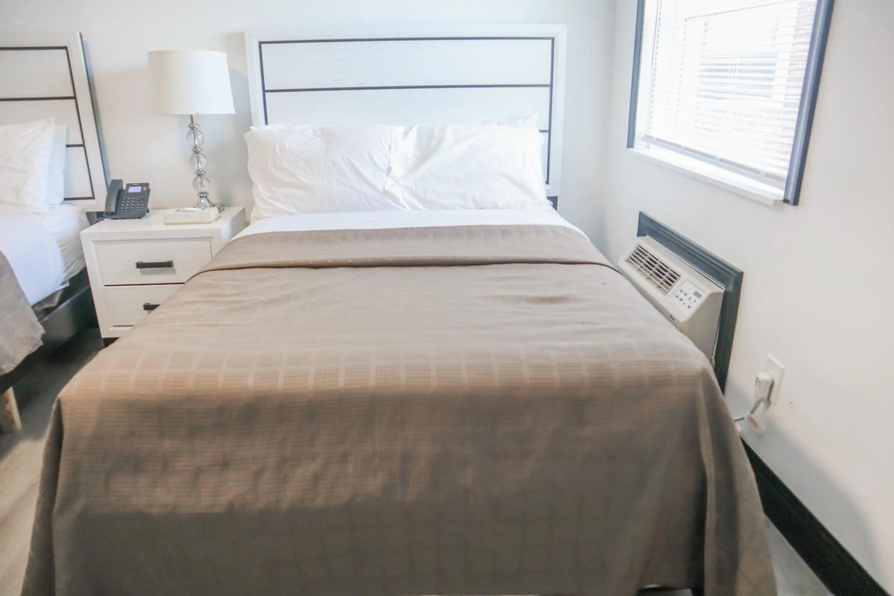 Bedroom, Bed in The Lancaster Motel By OYO Ronks near Paradise