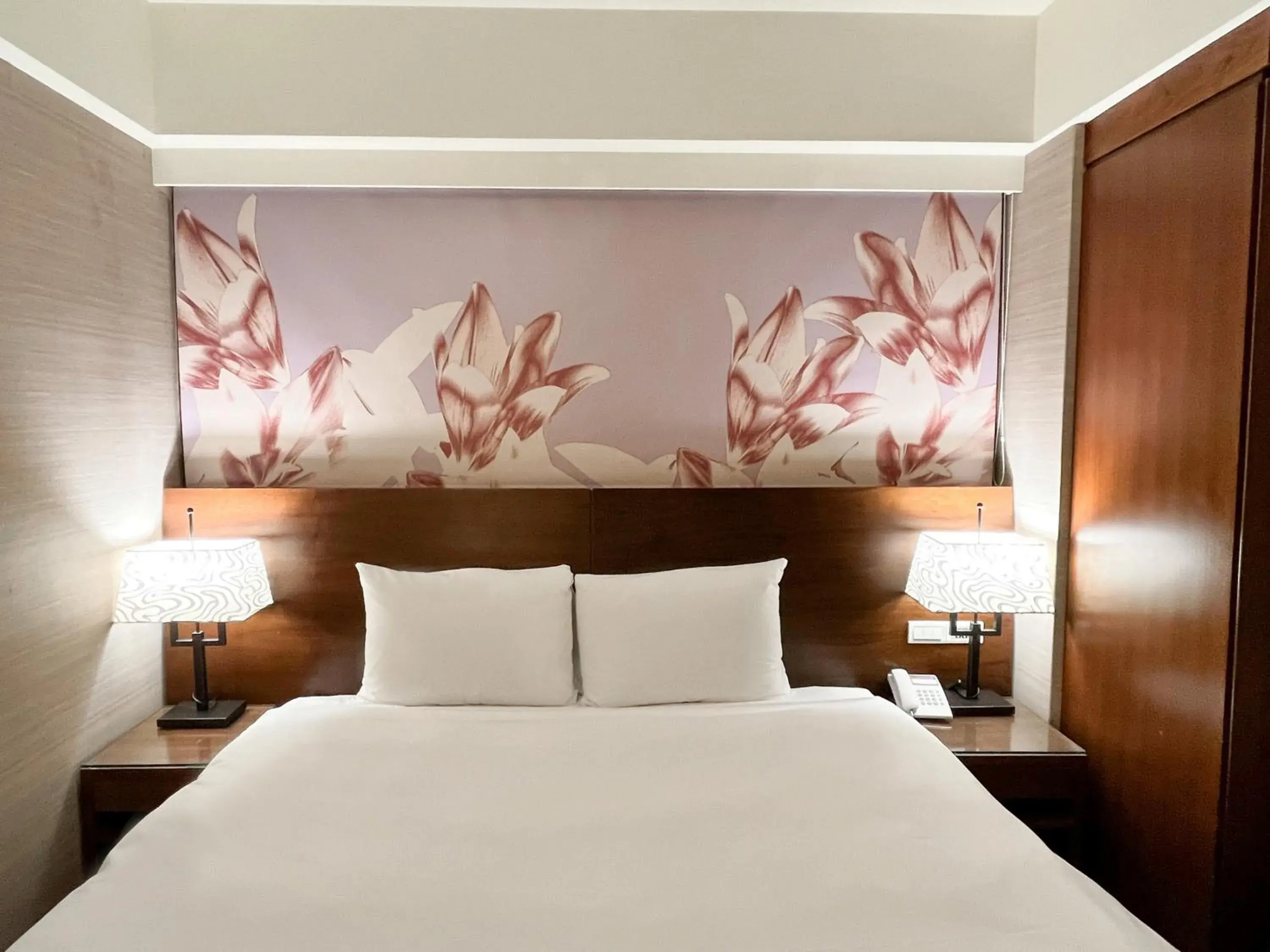 Photo of the whole room, Bed in Guide Hotel Taipei NTU Photo of the whole room, Bed in Guide Hotel Taipei NTU