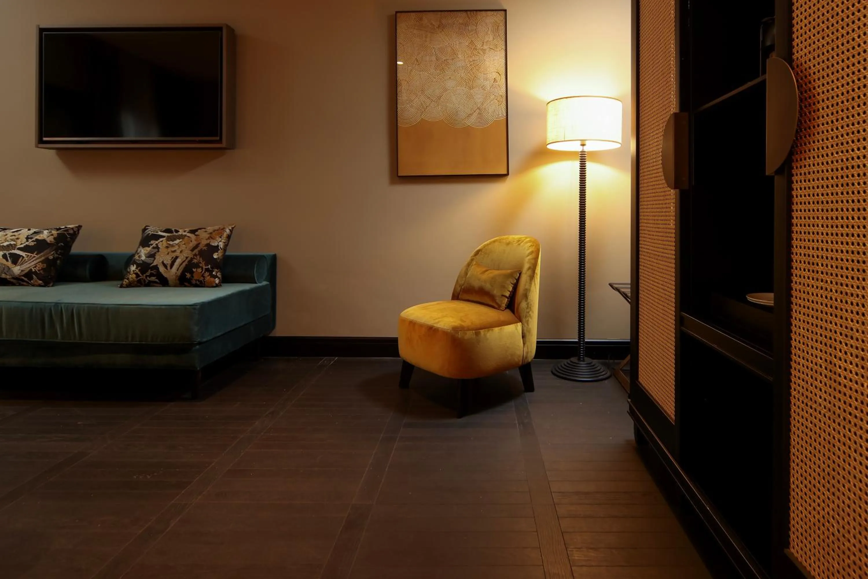 TV and multimedia in U-Visionary Venezia Hotel