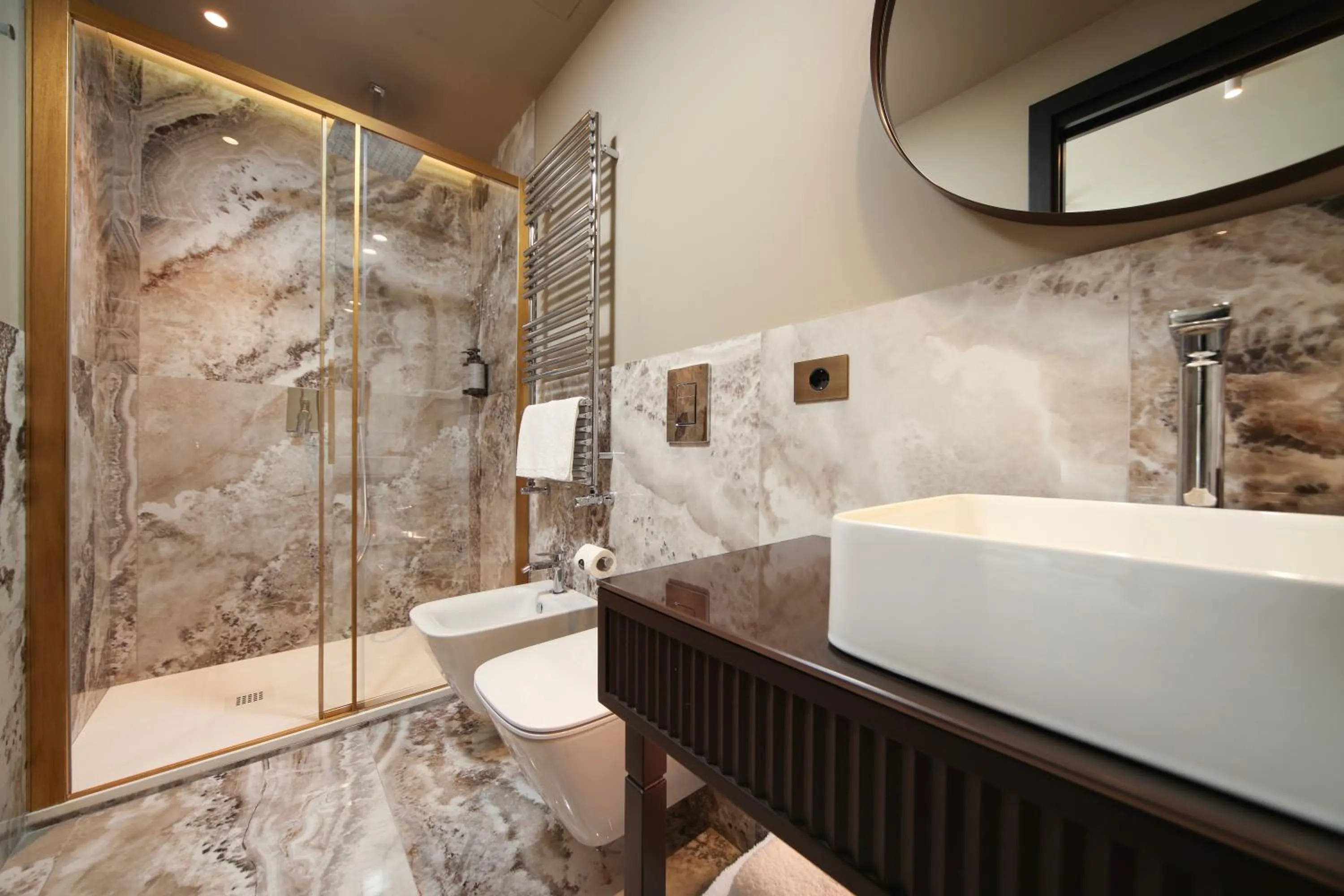 Bathroom in U-Visionary Venezia Hotel