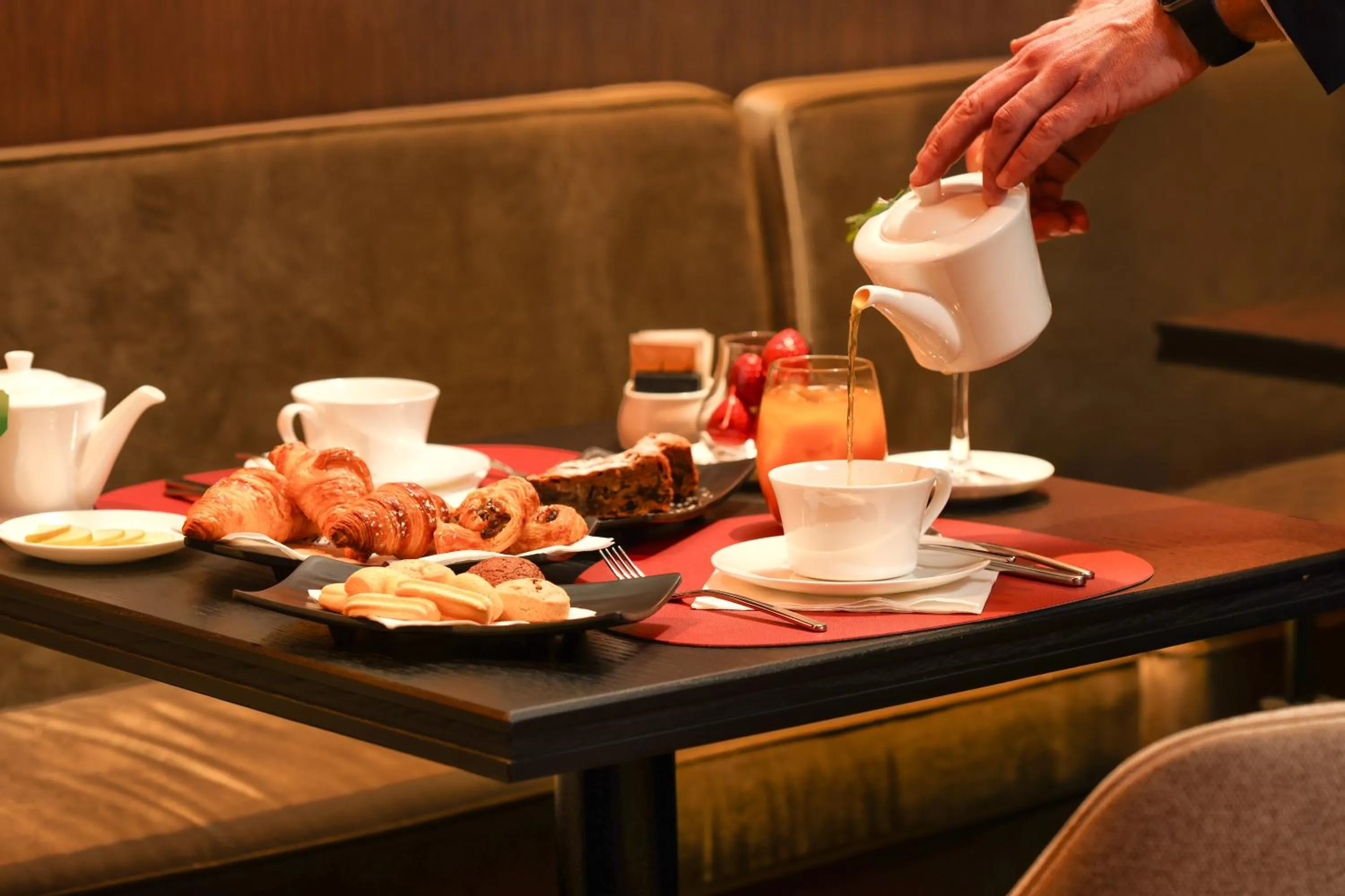 Breakfast in U-Visionary Venezia Hotel