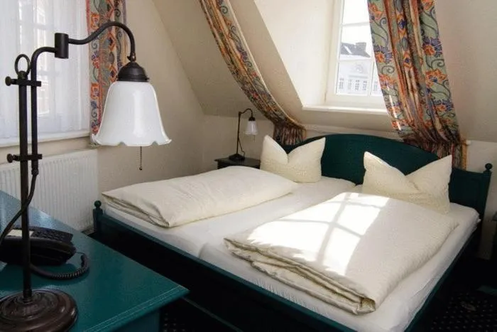 Day, Bed in Hotel Reuterhaus Wismar