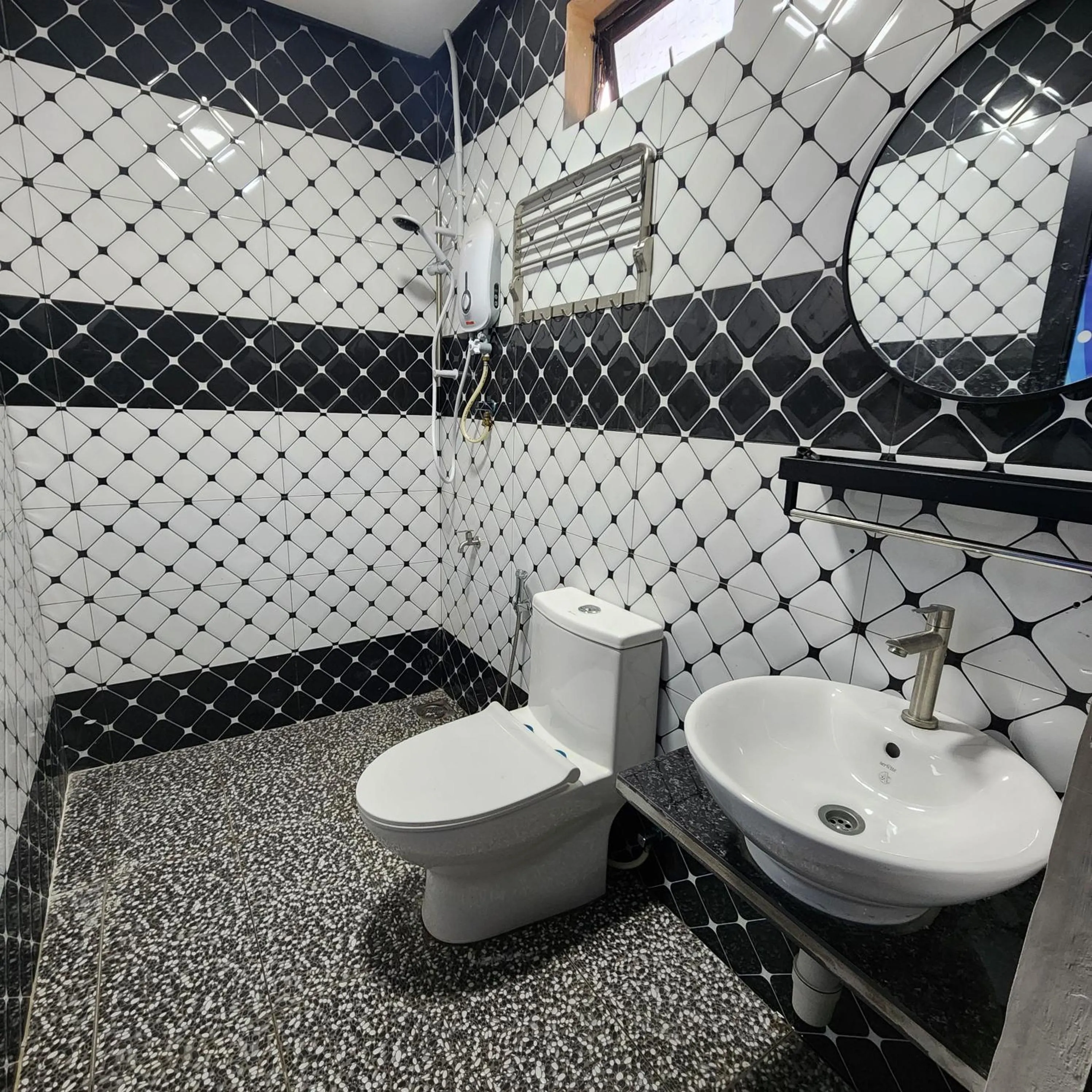 Toilet in Permai Chalet Tioman