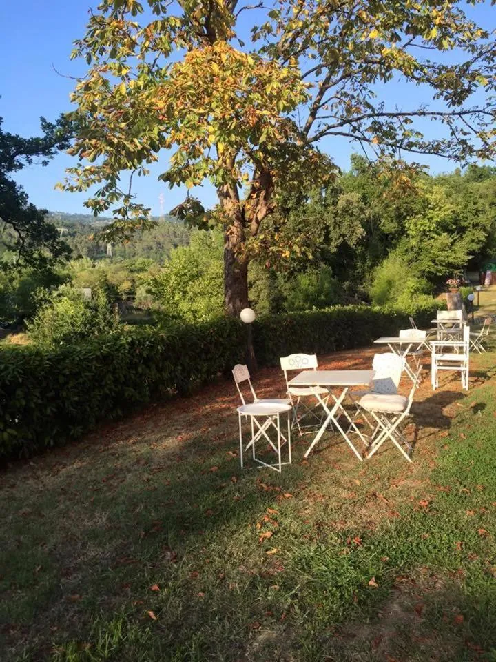 BBQ facilities in Residence Casali Romei