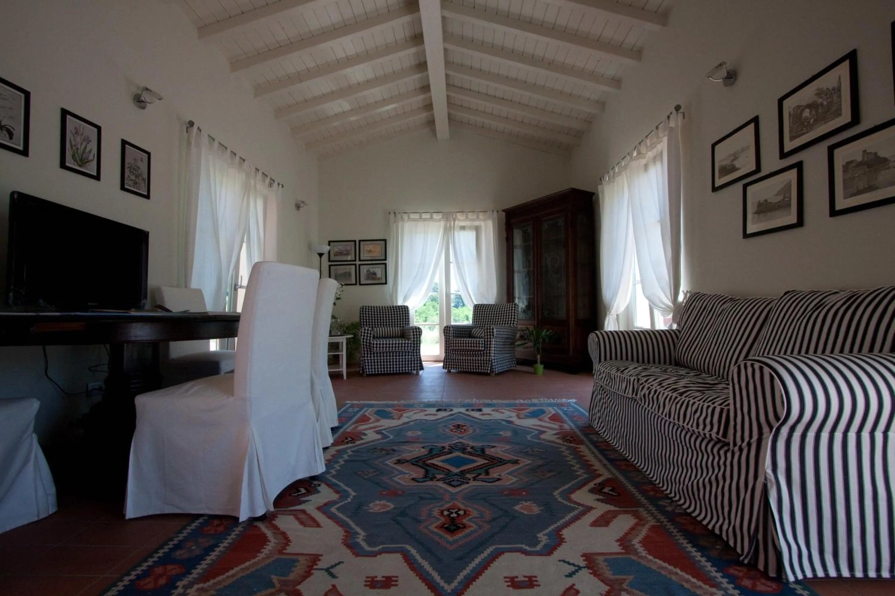 Communal lounge/ TV room in Residence Casali Romei