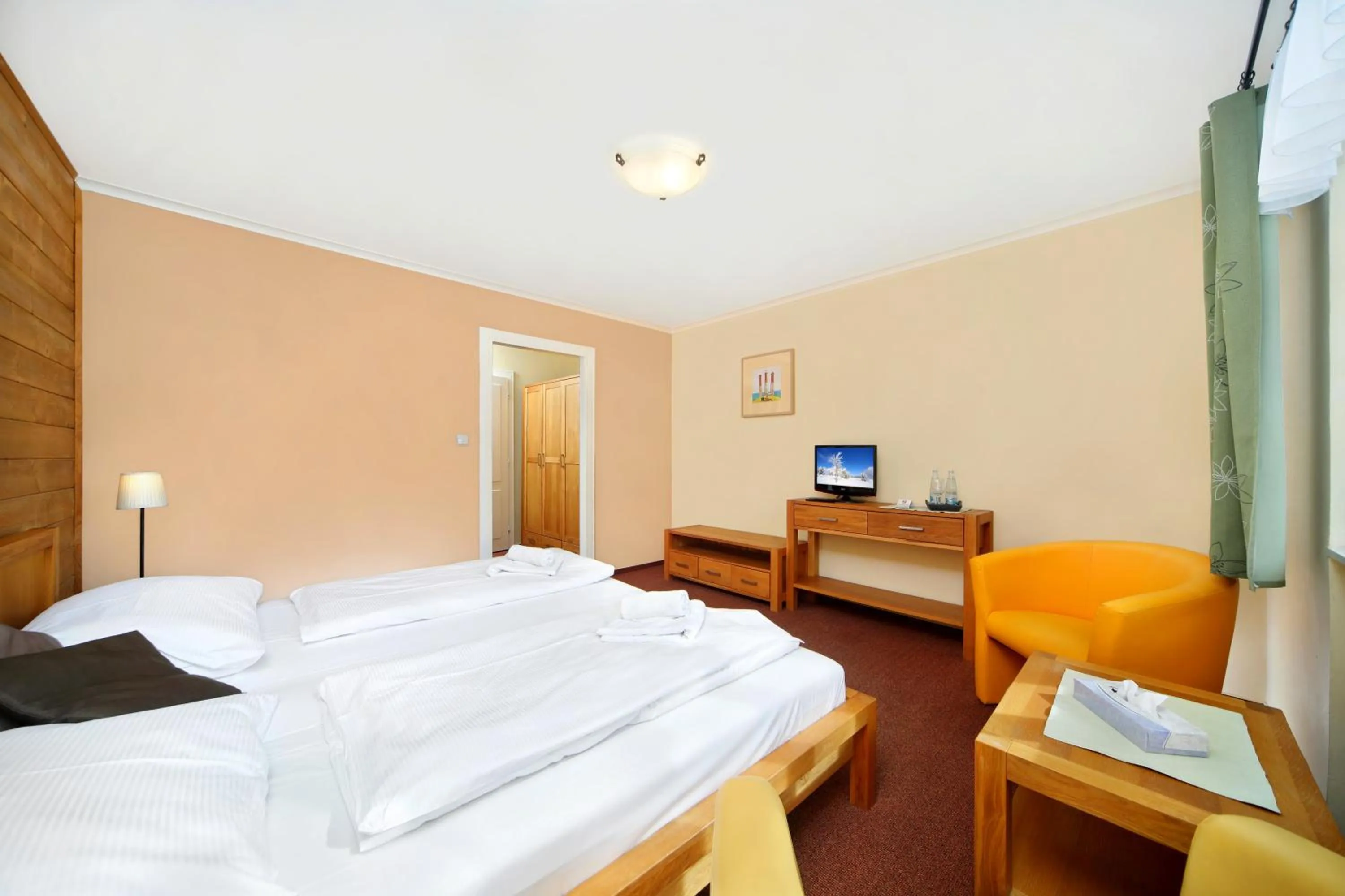 Bedroom, Bed in Hotel Erika