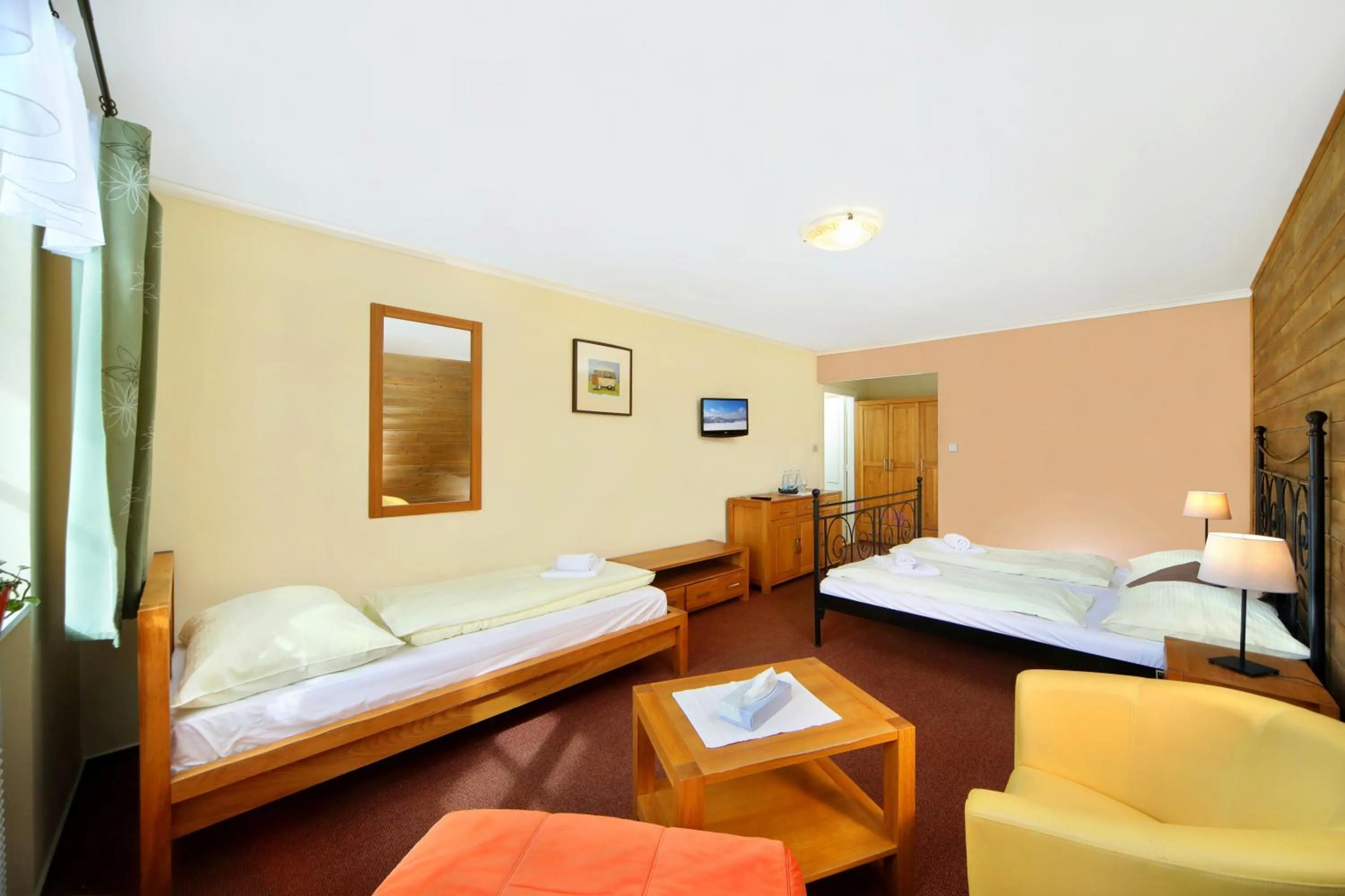 Bedroom, Bed in Hotel Erika