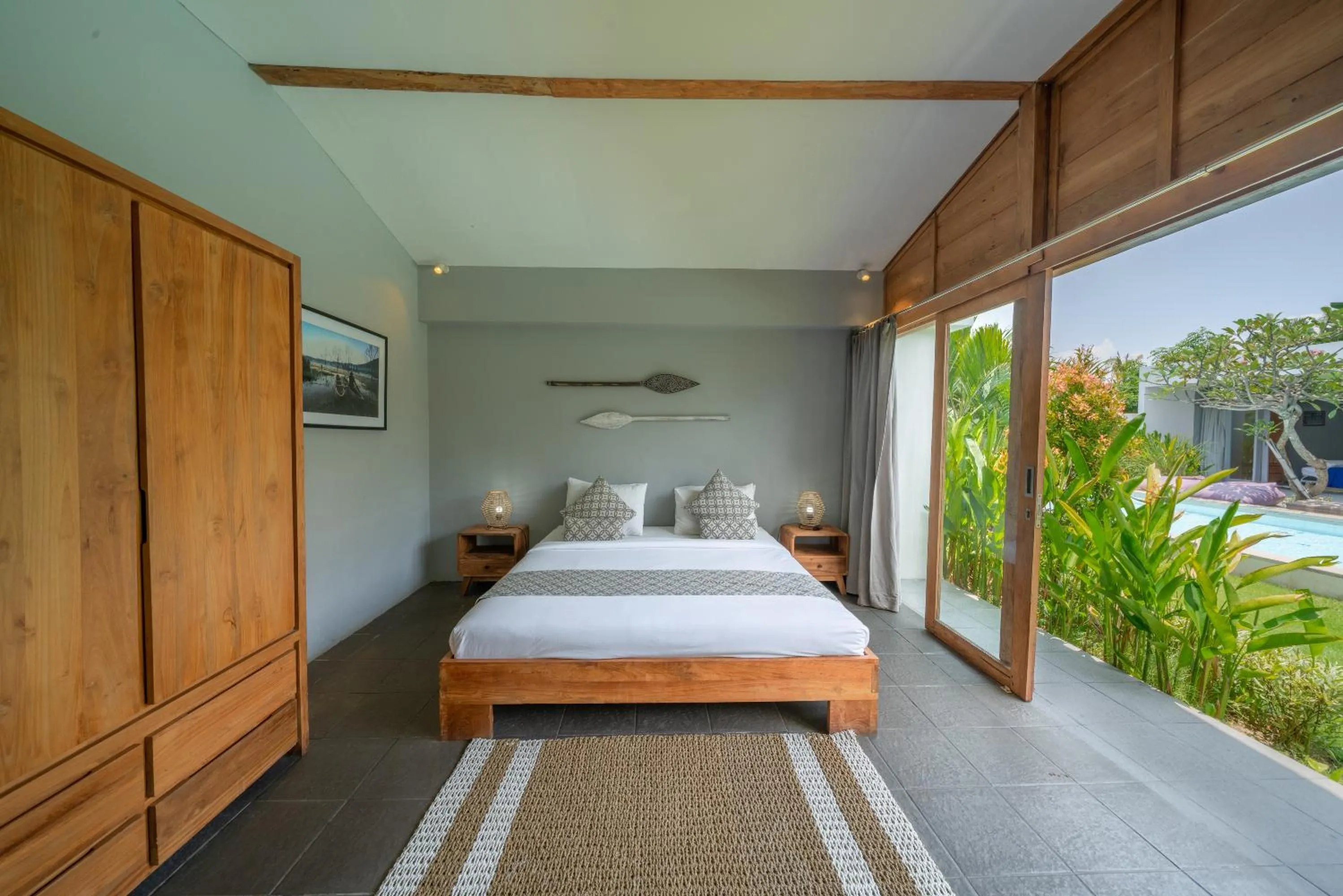 Villa Nahema - 4BR Villa in Seminyak Next to the Beach