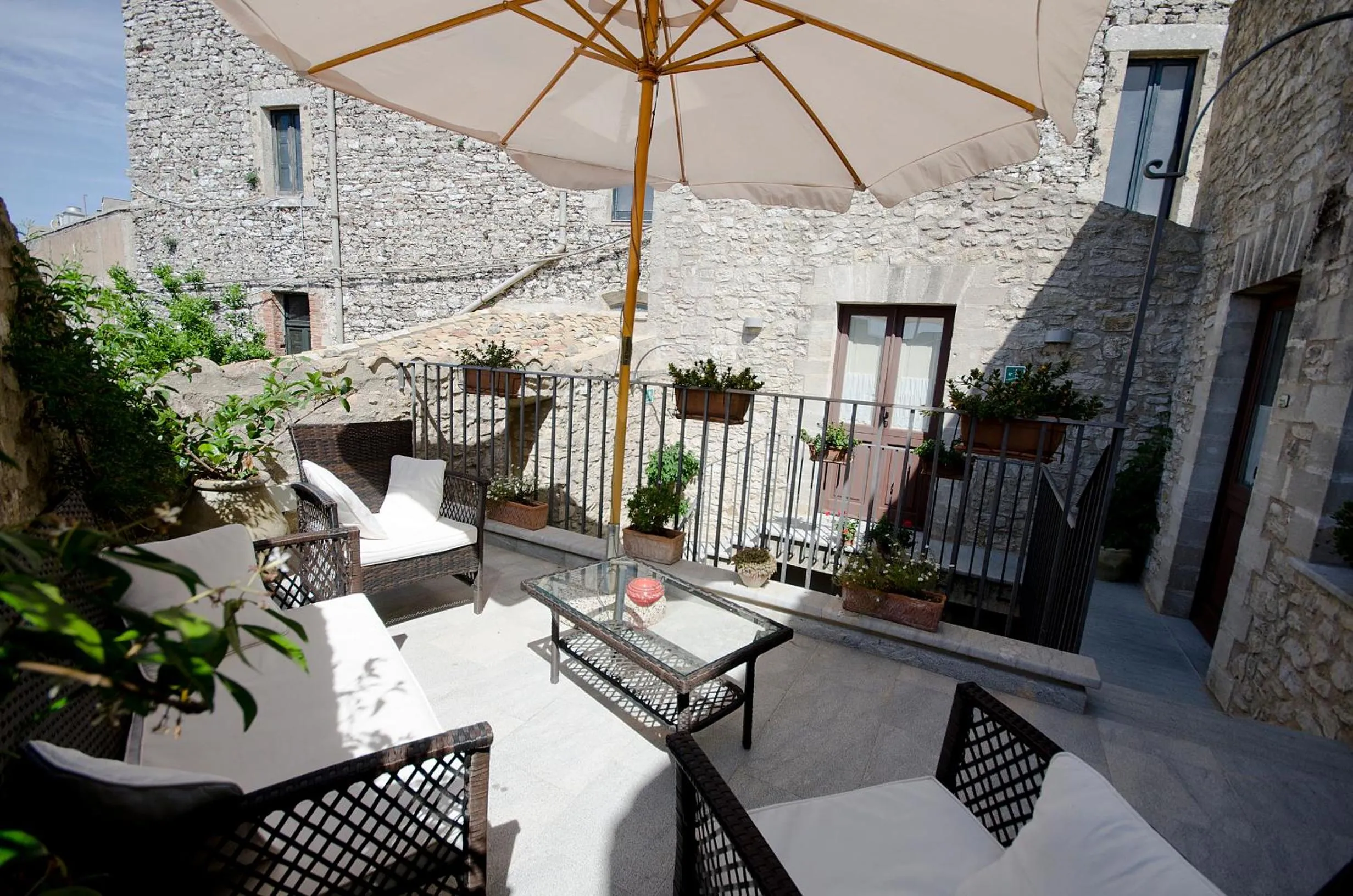 Balcony/Terrace in Residence Erice Pietre Antiche
