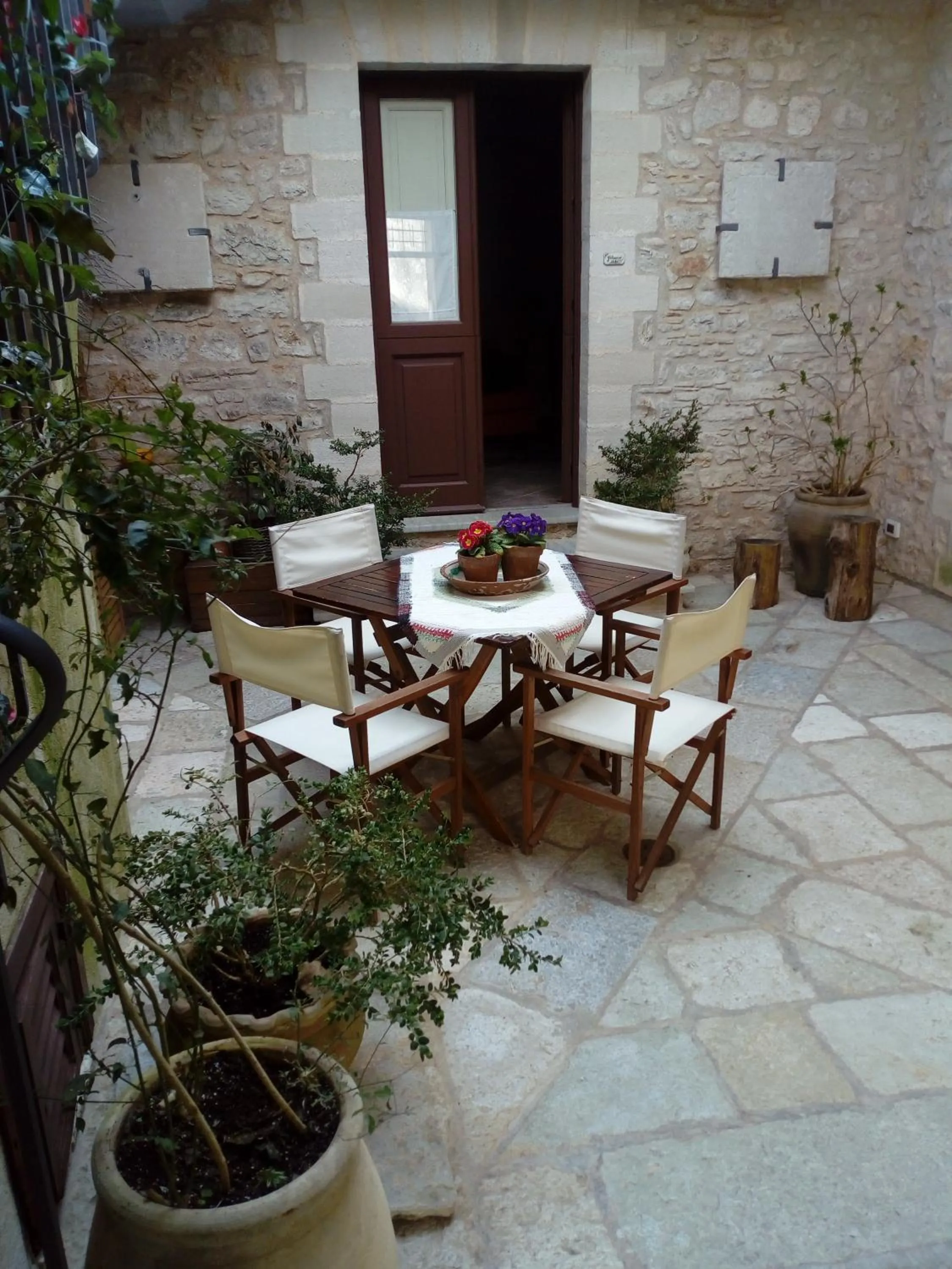 Garden in Residence Erice Pietre Antiche