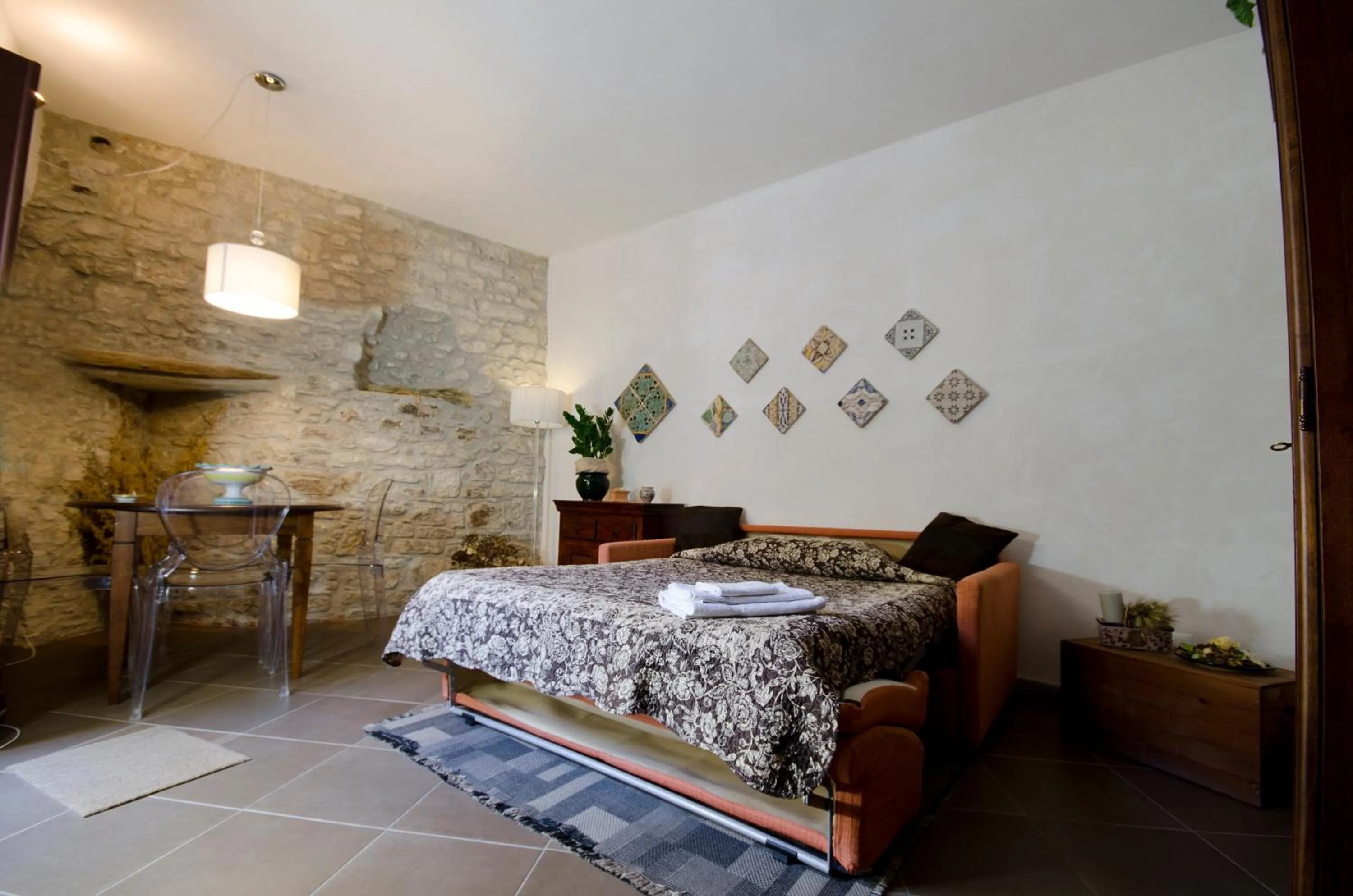 Bed in Residence Erice Pietre Antiche