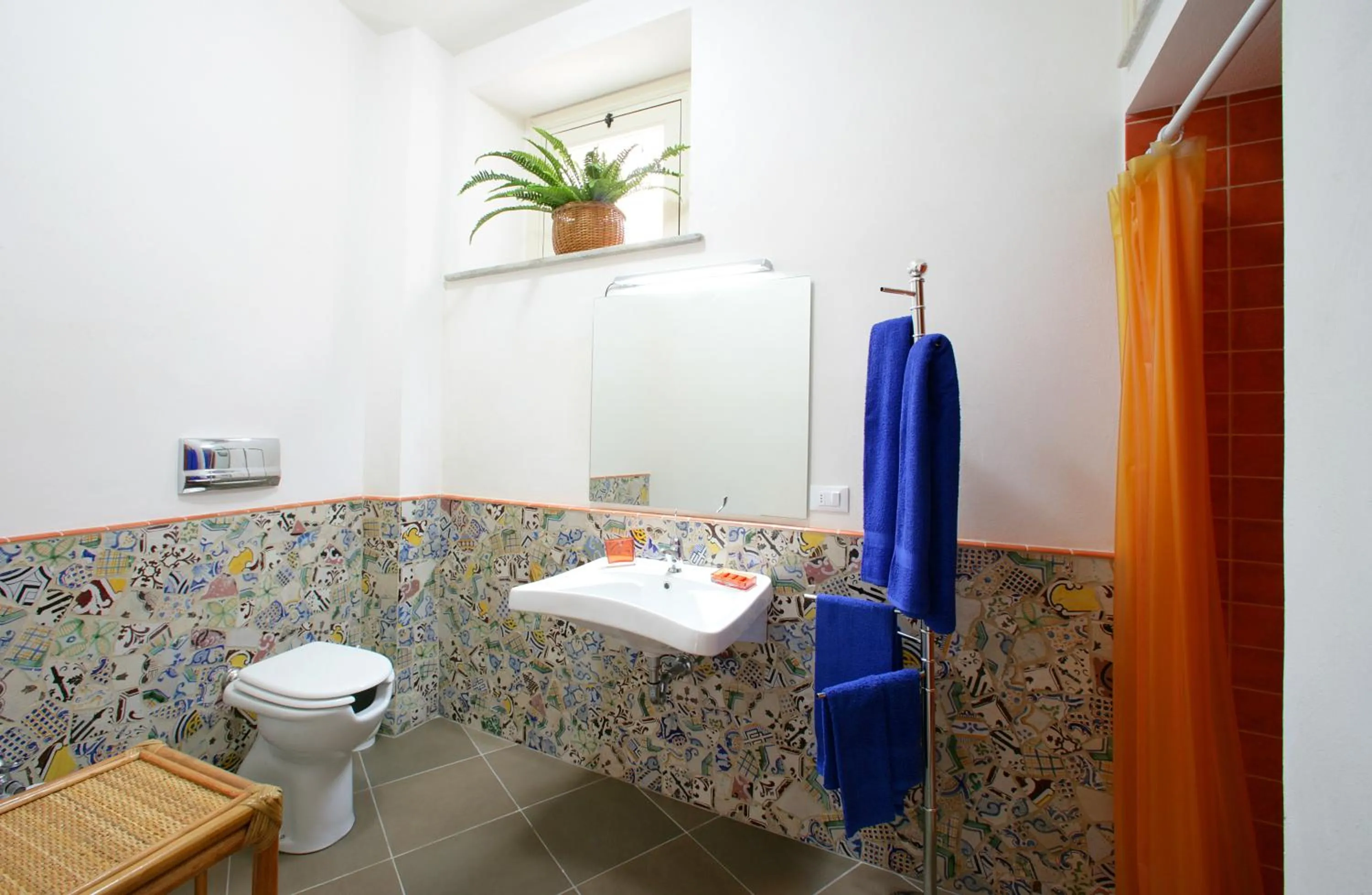 Bathroom in Residence Erice Pietre Antiche
