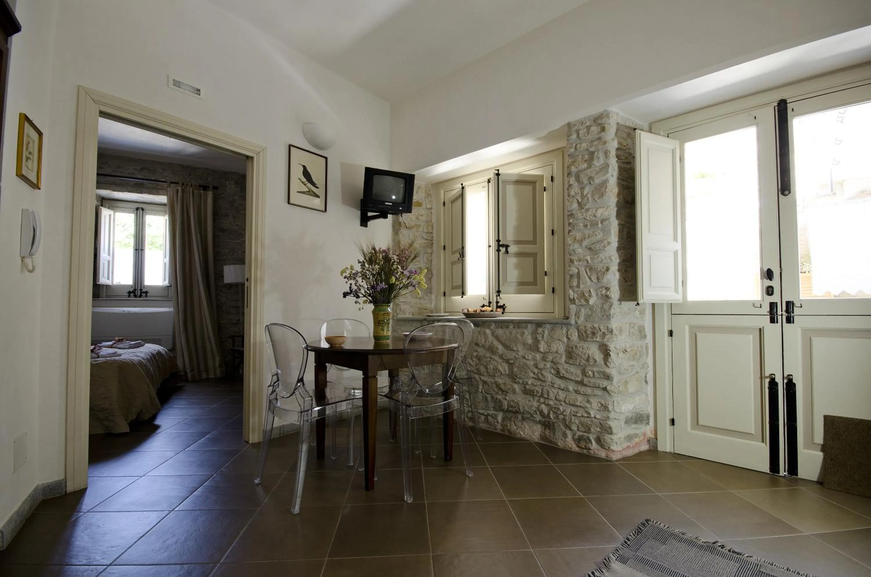 Day in Residence Erice Pietre Antiche