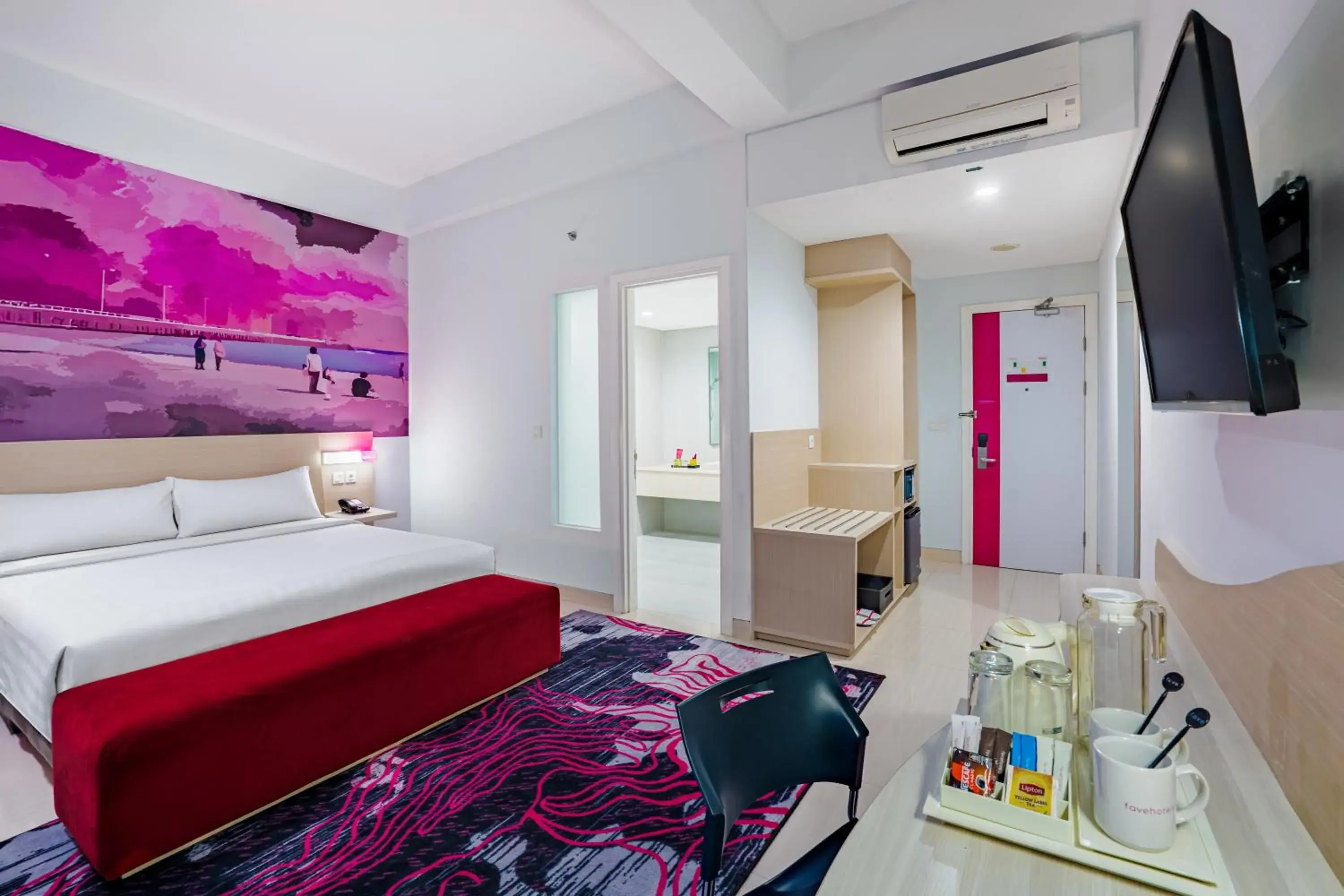 Bedroom, Bed in favehotel Tuban Bedroom, Bed in favehotel Tuban