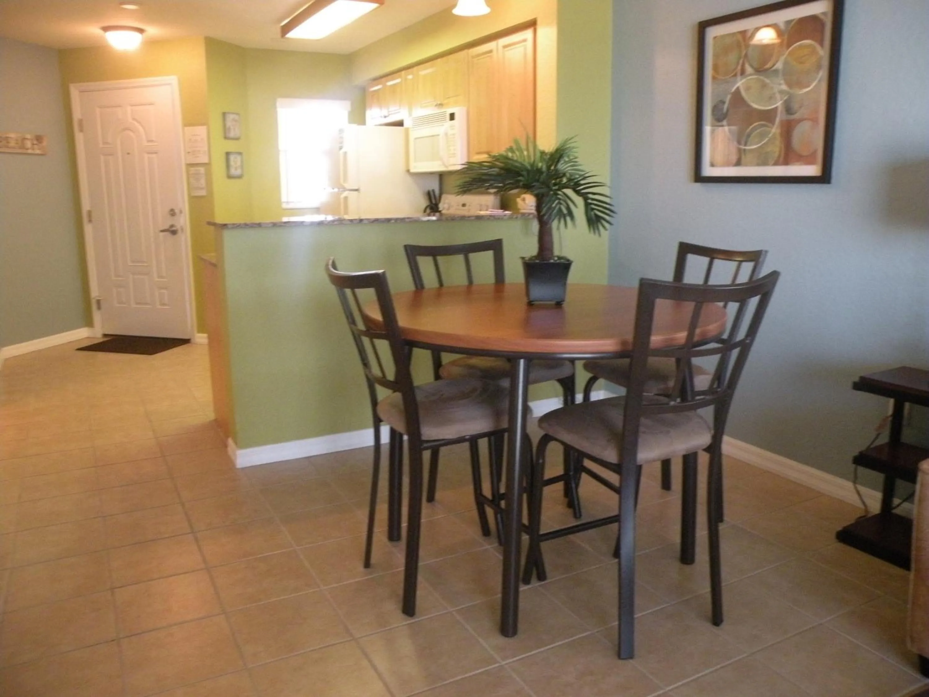 Living room in Surf Beach Treasure Island Resort