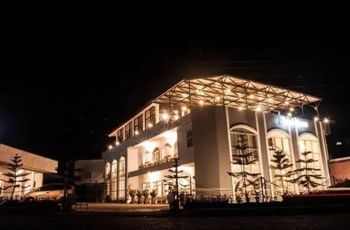 Property building in Tani Jiwo Hostel Property building in Tani Jiwo Hostel