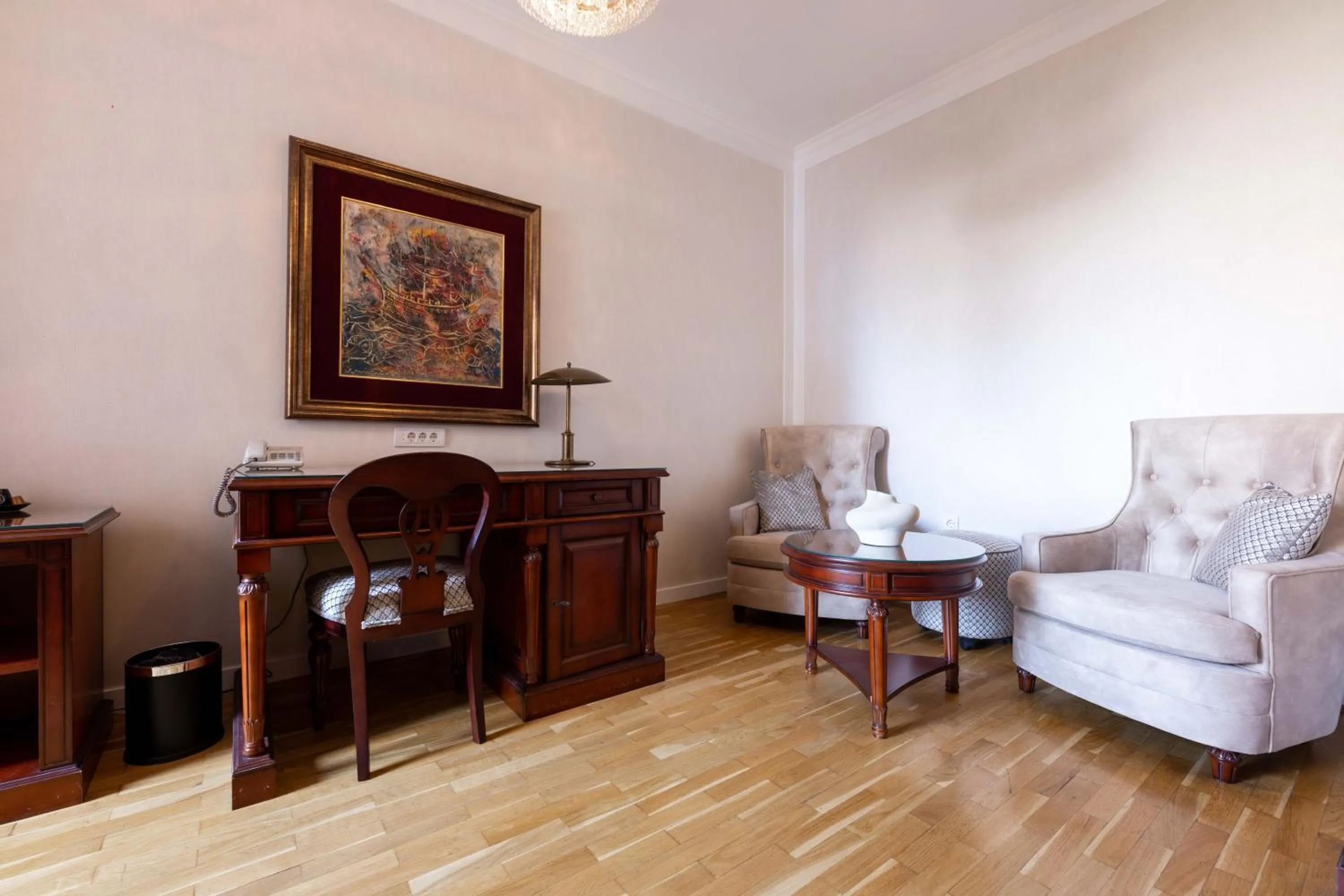 Seating area in Hotel Majestic