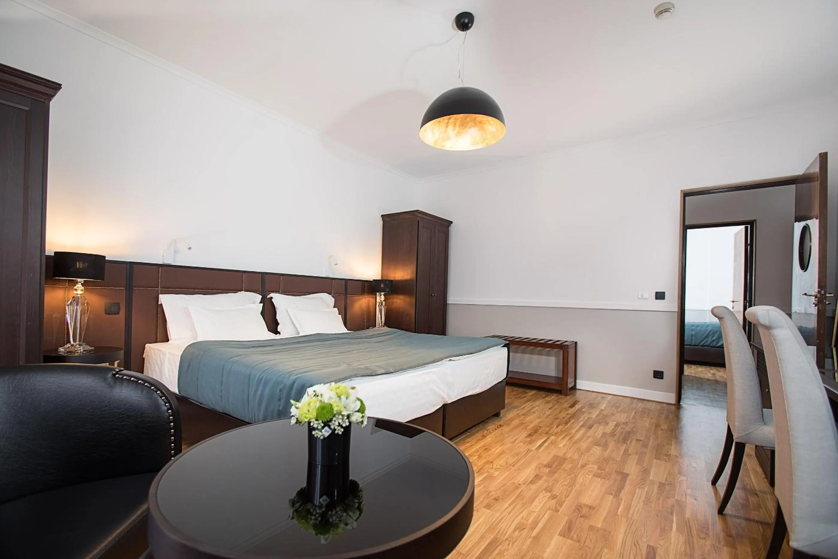 Photo of the whole room, Bed in Hotel Majestic