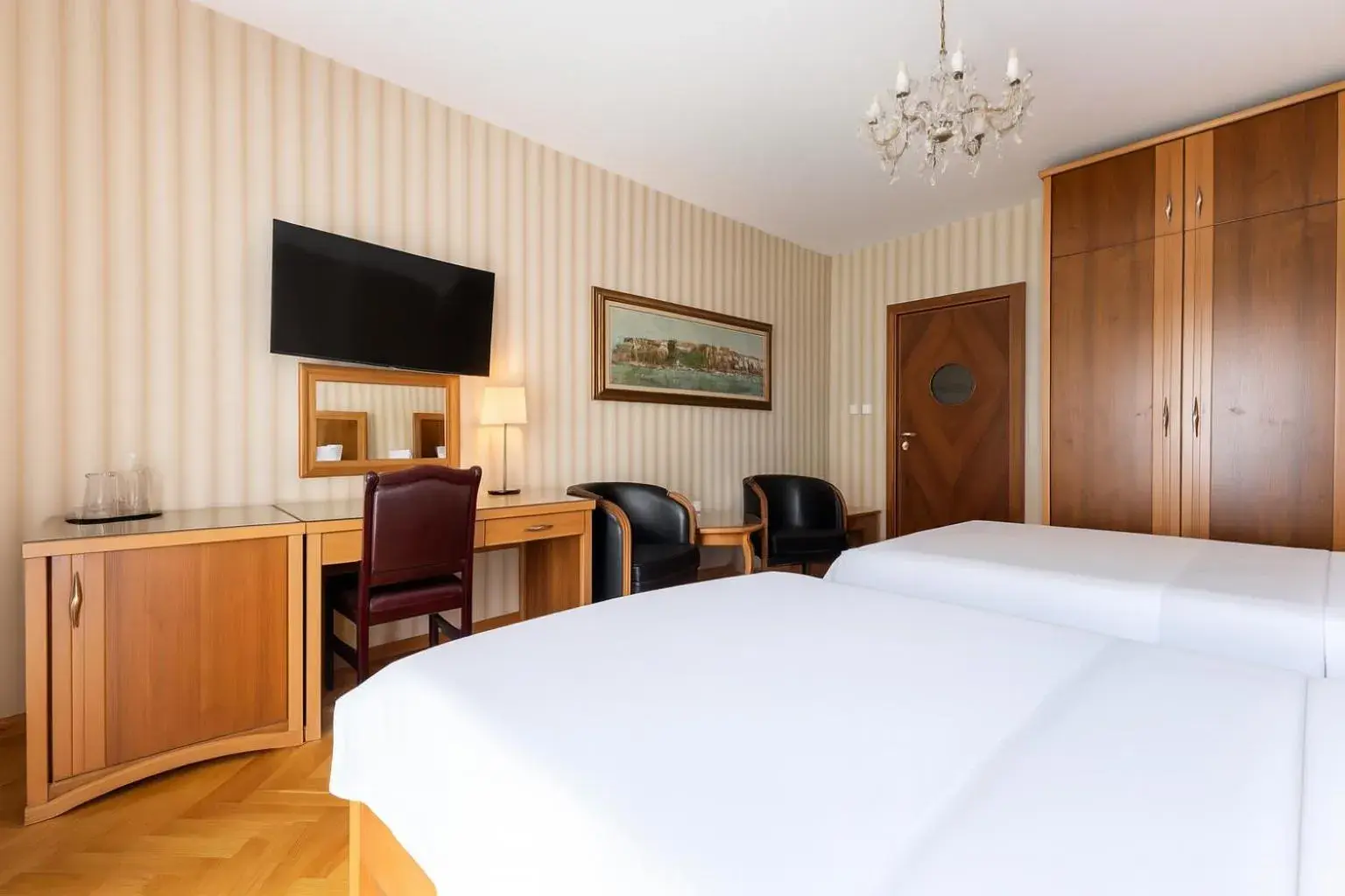 Twin Room - single occupancy in Hotel Majestic Twin Room - single occupancy in Hotel Majestic