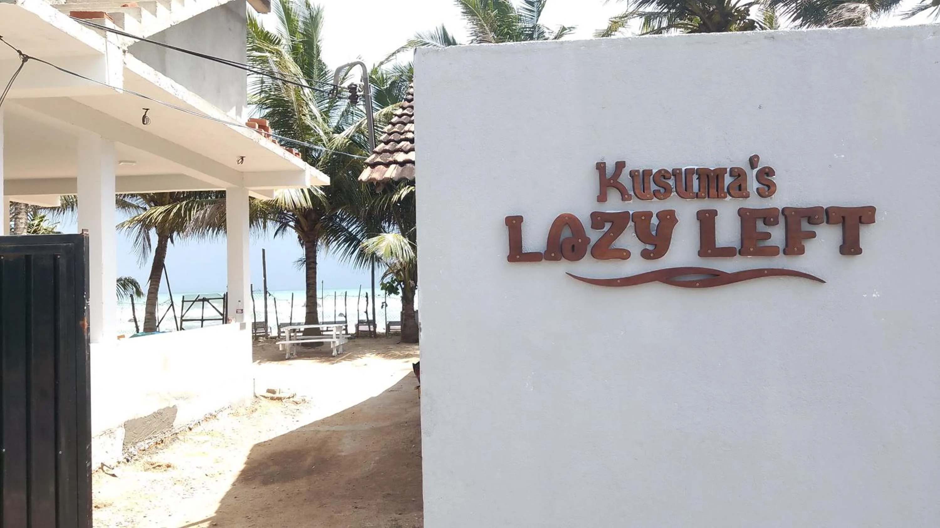 Sea view in Kusuma's Lazy Left hostel