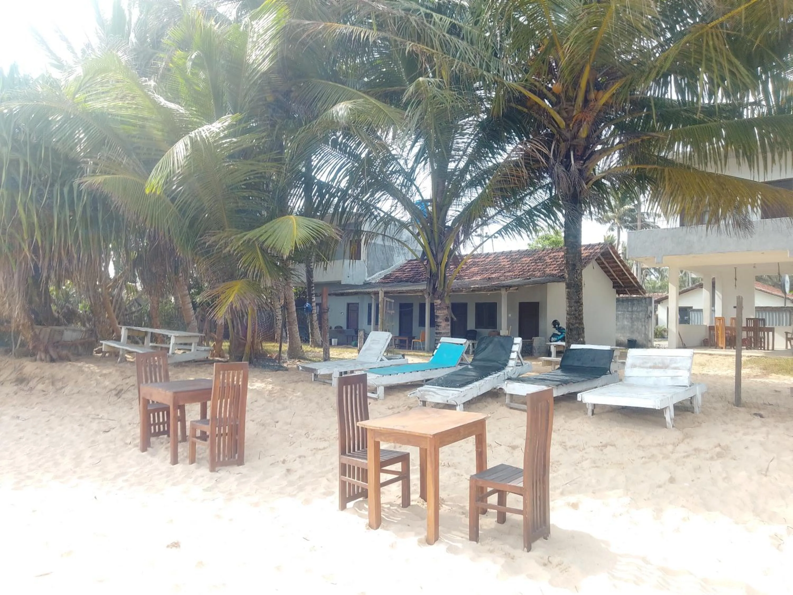 Kusuma's Lazy Left hostel