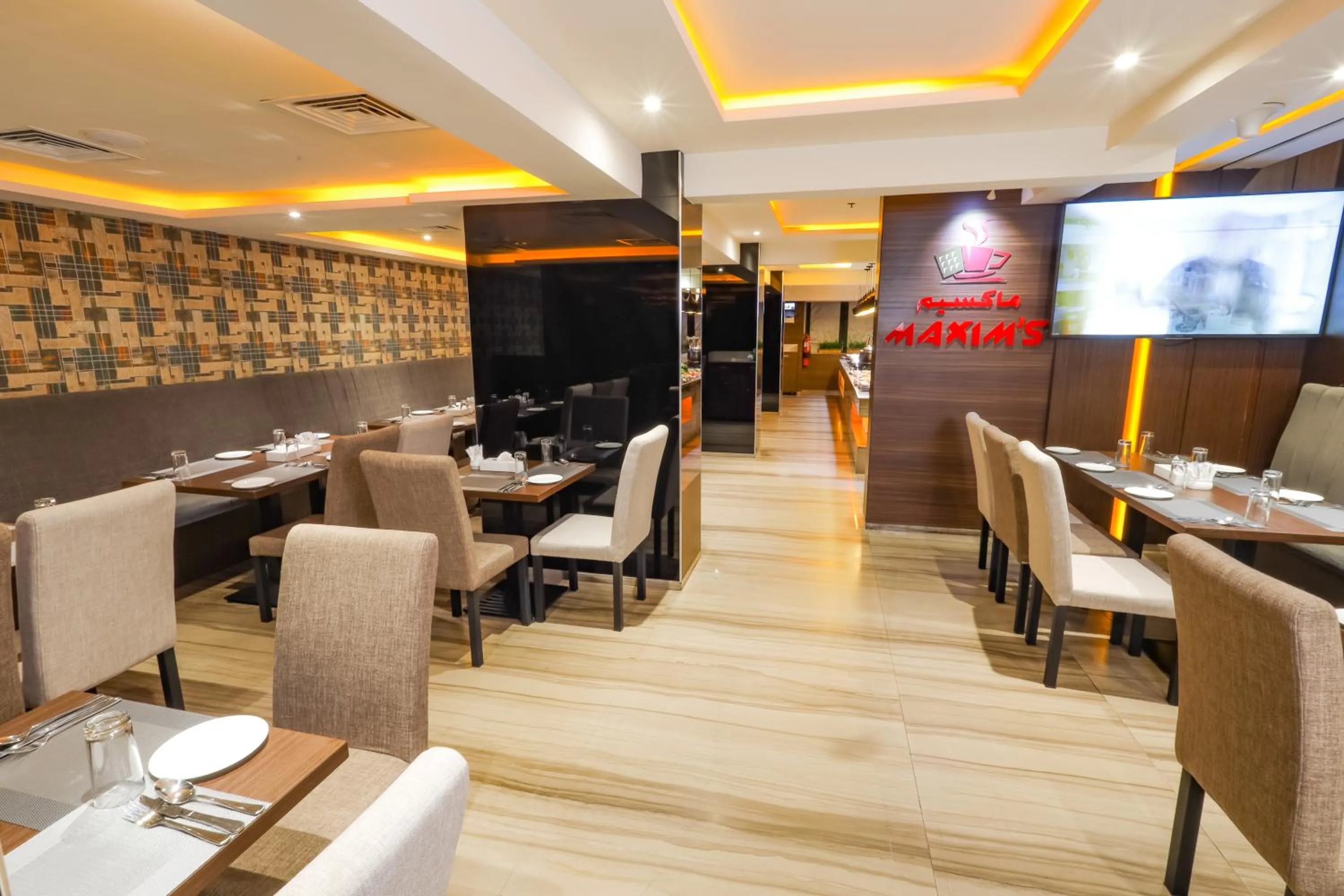Restaurant/places to eat in Omega Hotel Dubai