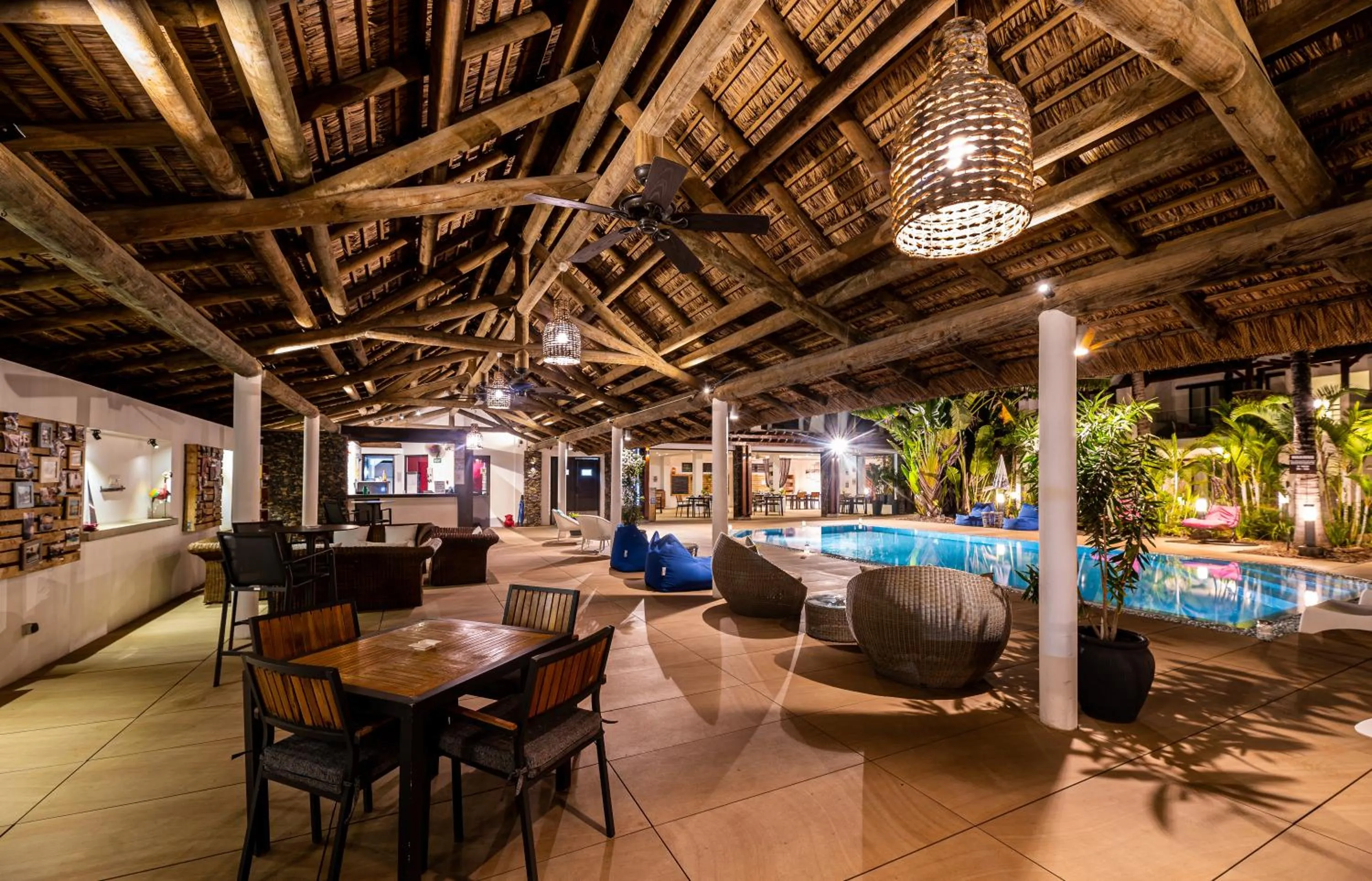 Lounge or bar in Toparadis Guest House