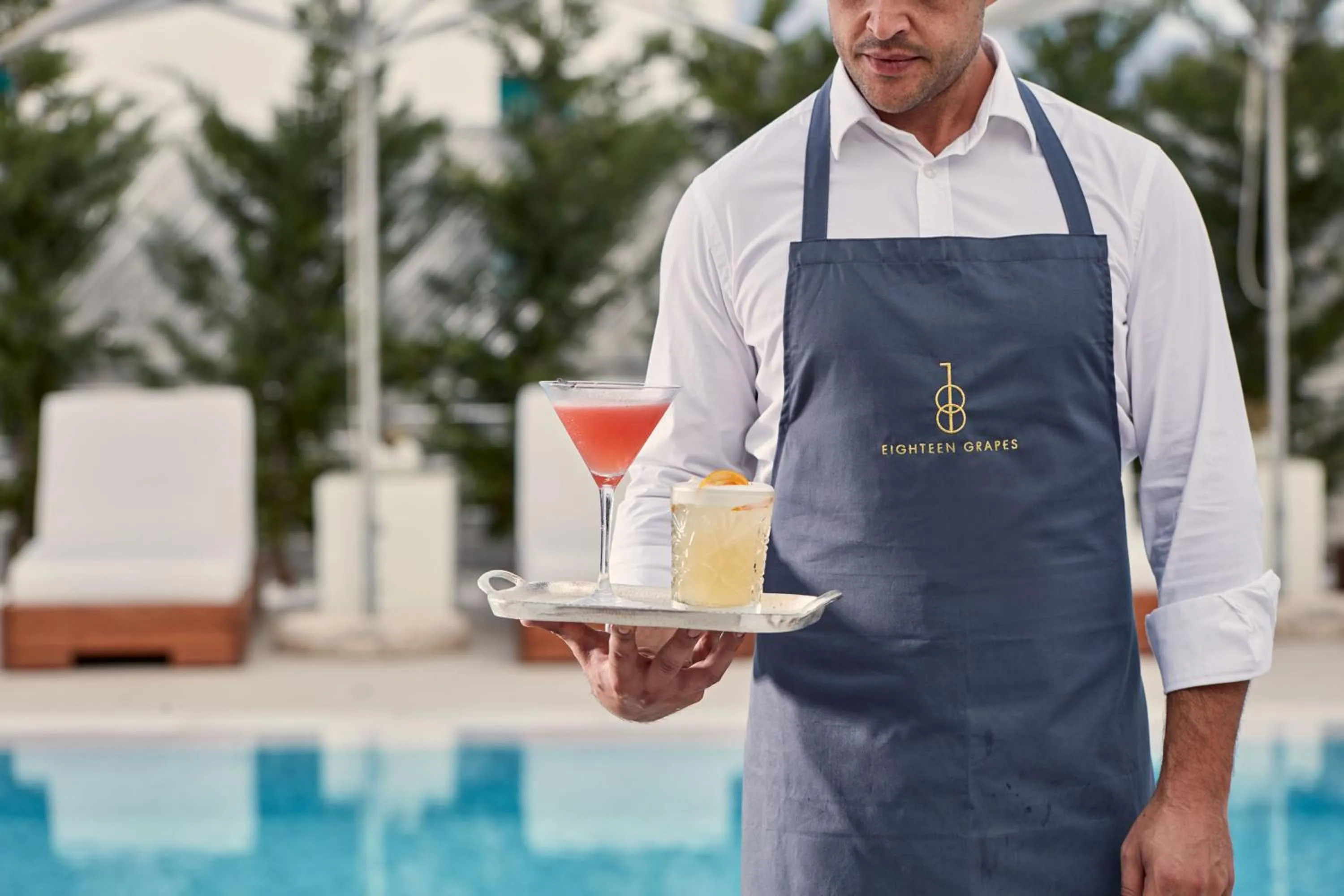 Drinks in 18 Grapes Hotel