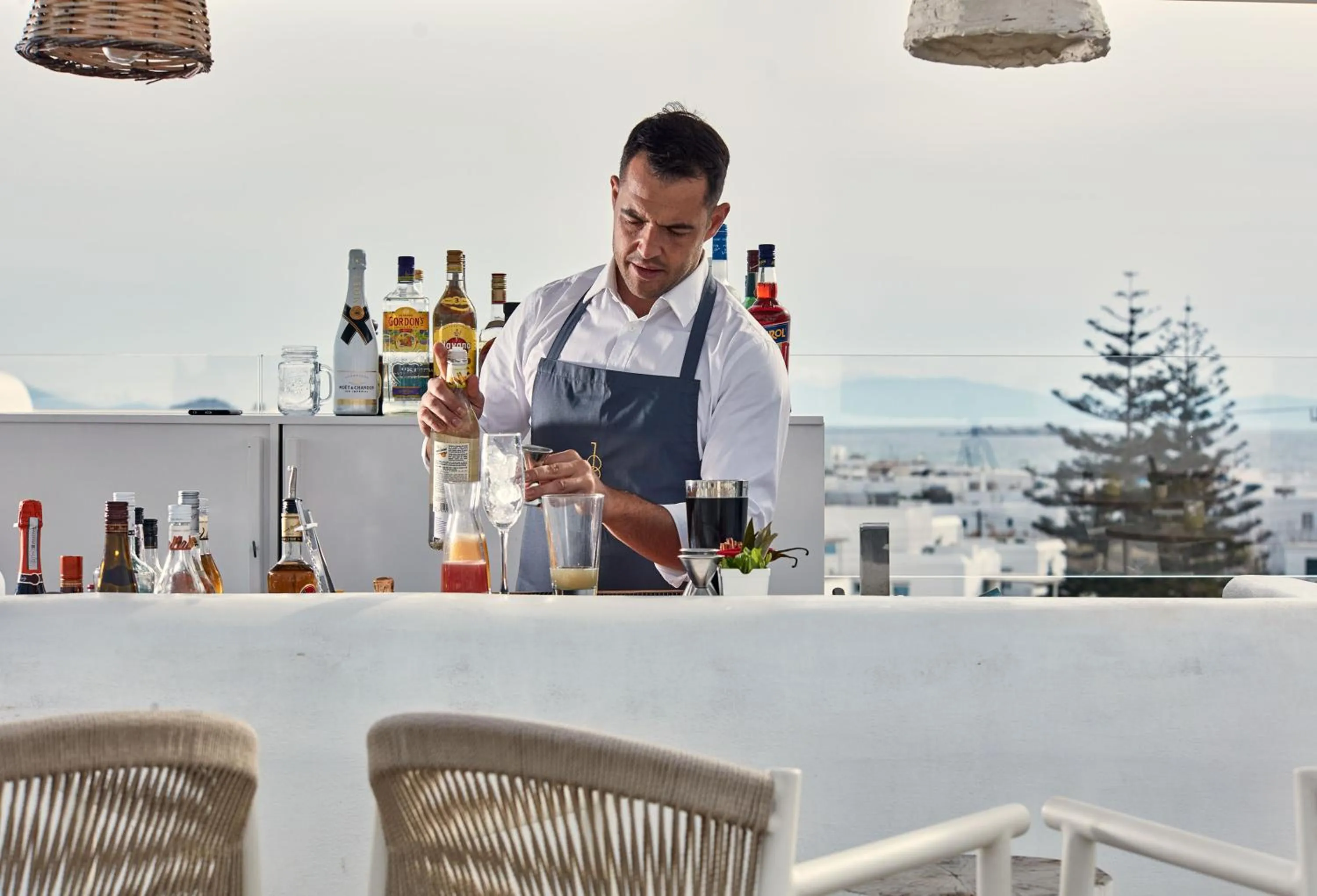 Lounge or bar in 18 Grapes Hotel