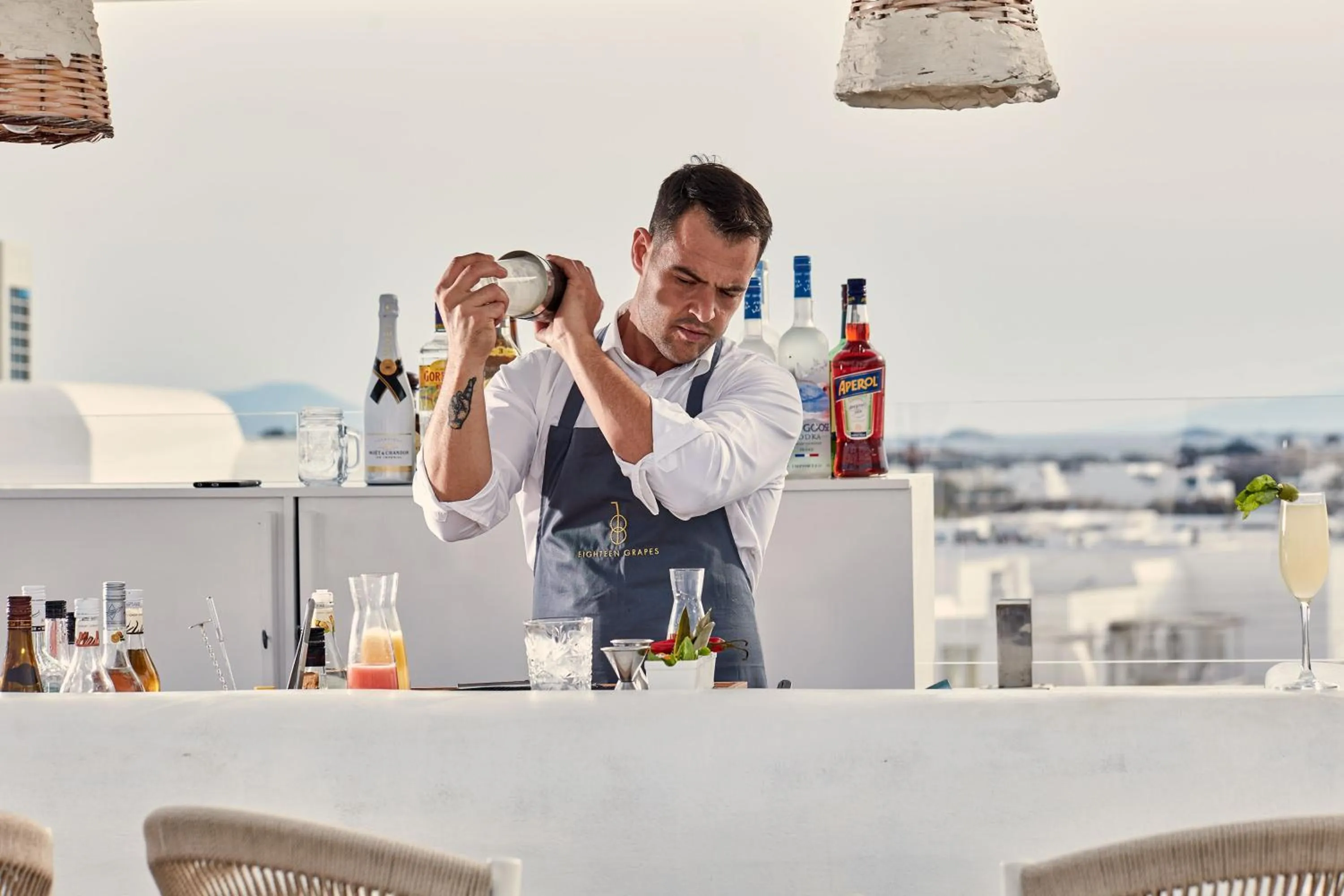 Lounge or bar in 18 Grapes Hotel