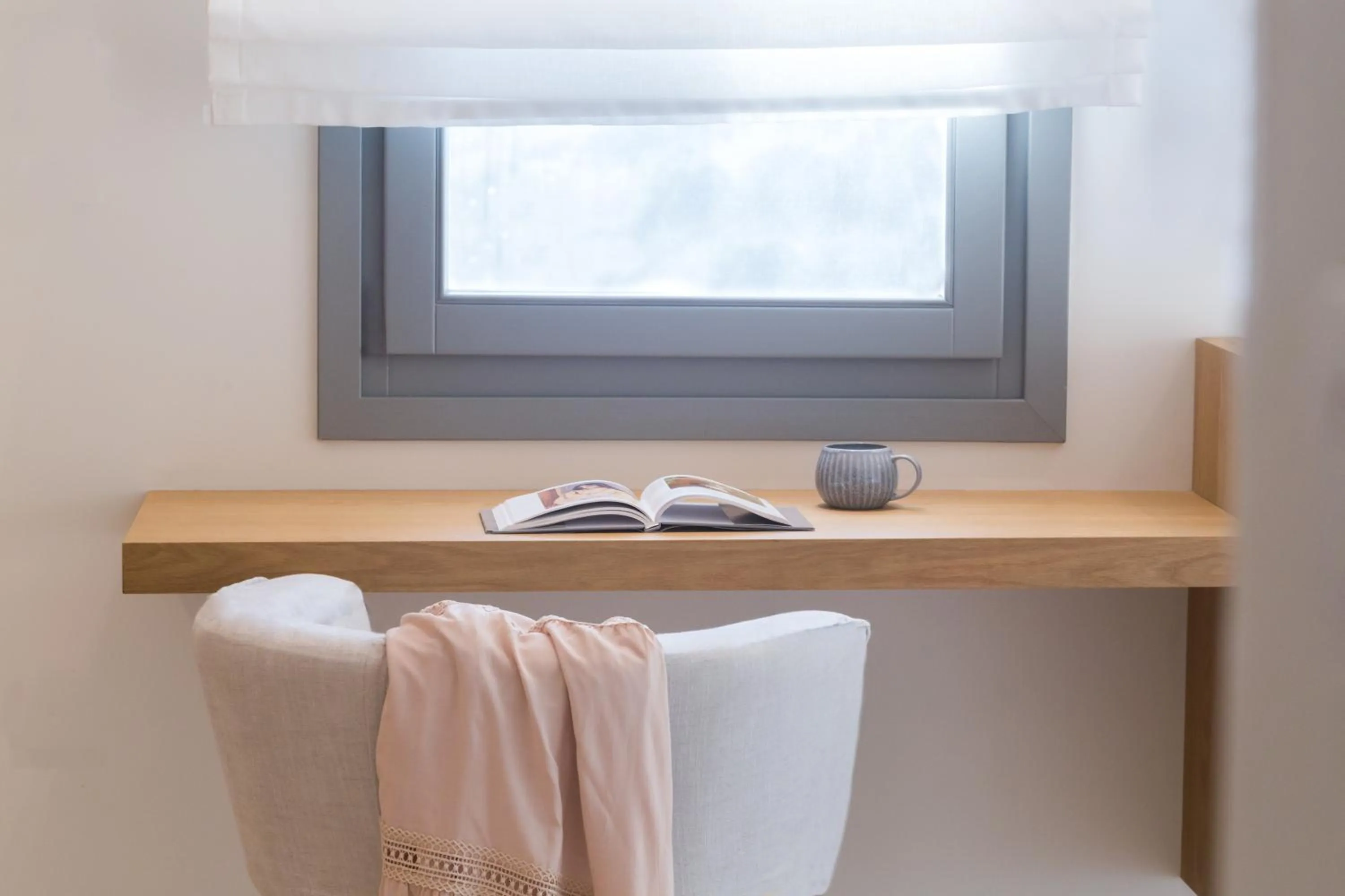 Decorative detail in 18 Grapes Hotel